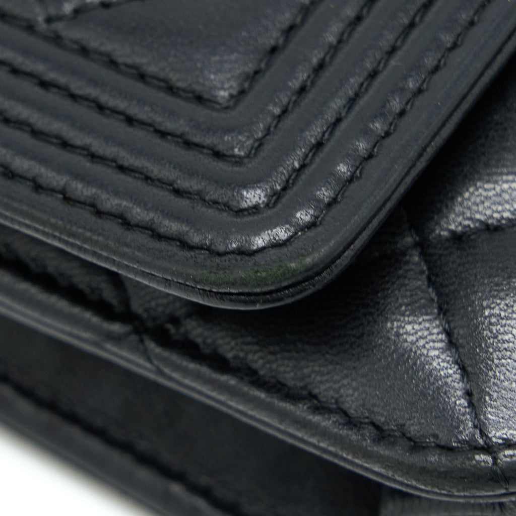 CHANEL BOY WALLET ON CHAIN LAMBSKIN BLACK SHW