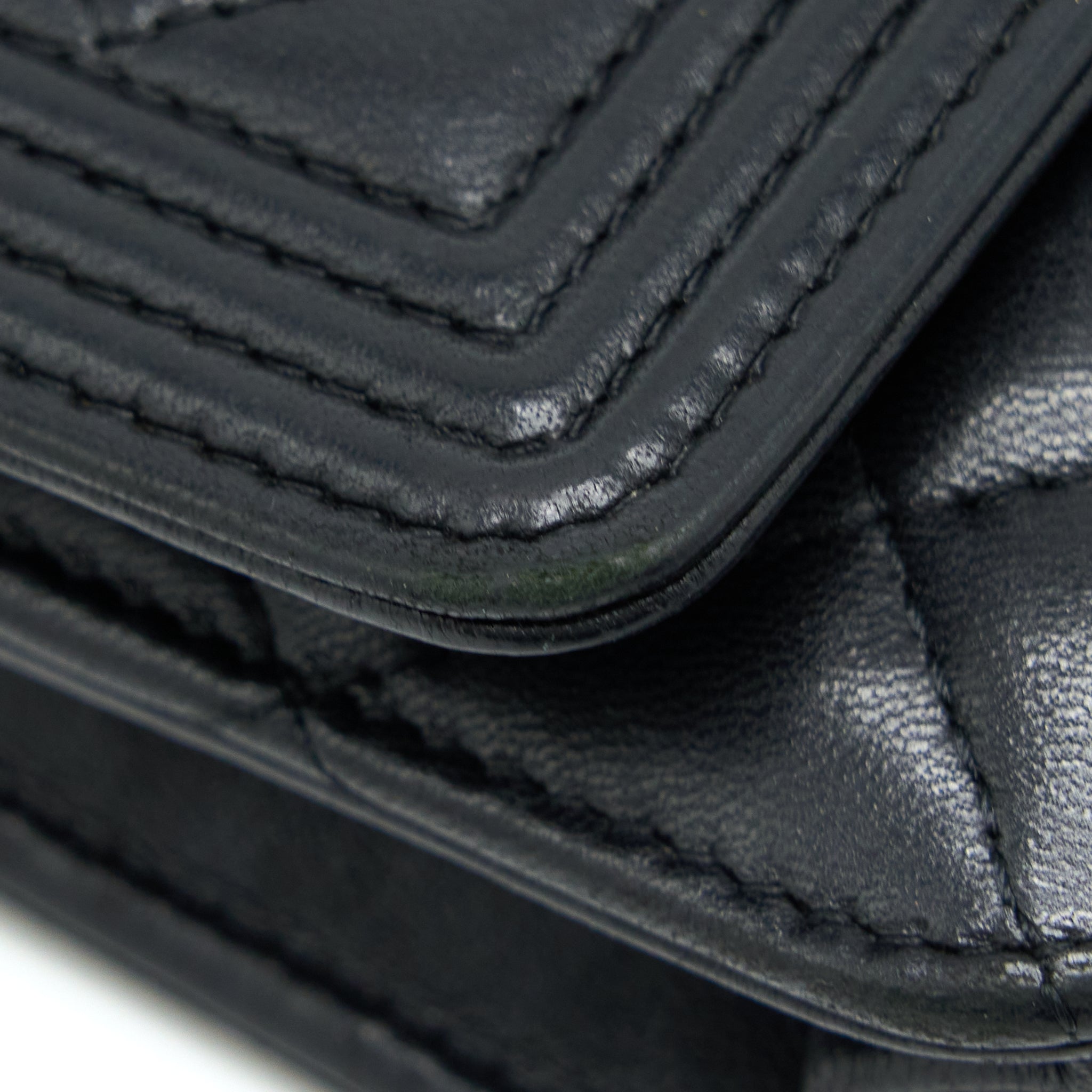 CHANEL BOY WALLET ON CHAIN LAMBSKIN BLACK SHW