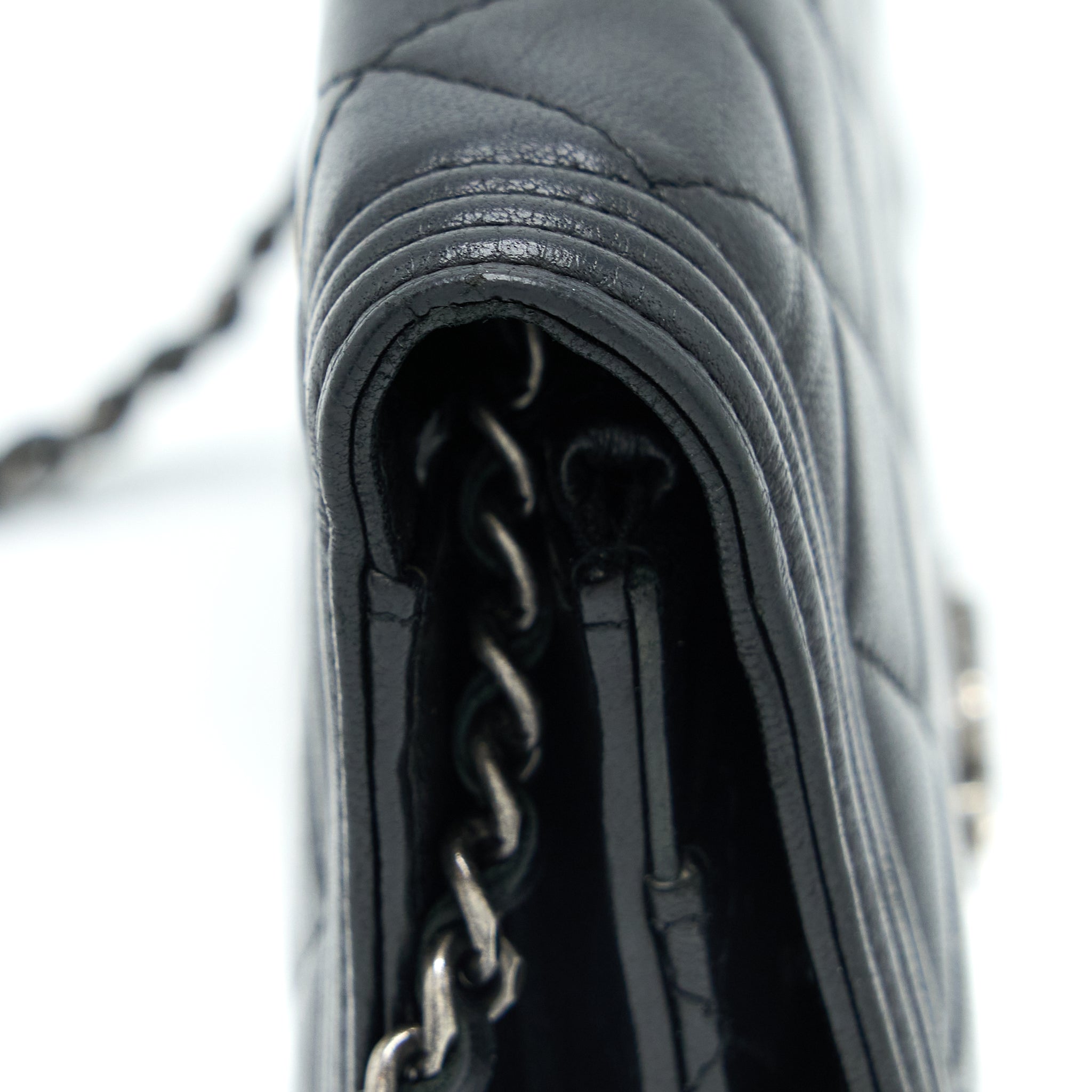 CHANEL BOY WALLET ON CHAIN LAMBSKIN BLACK SHW