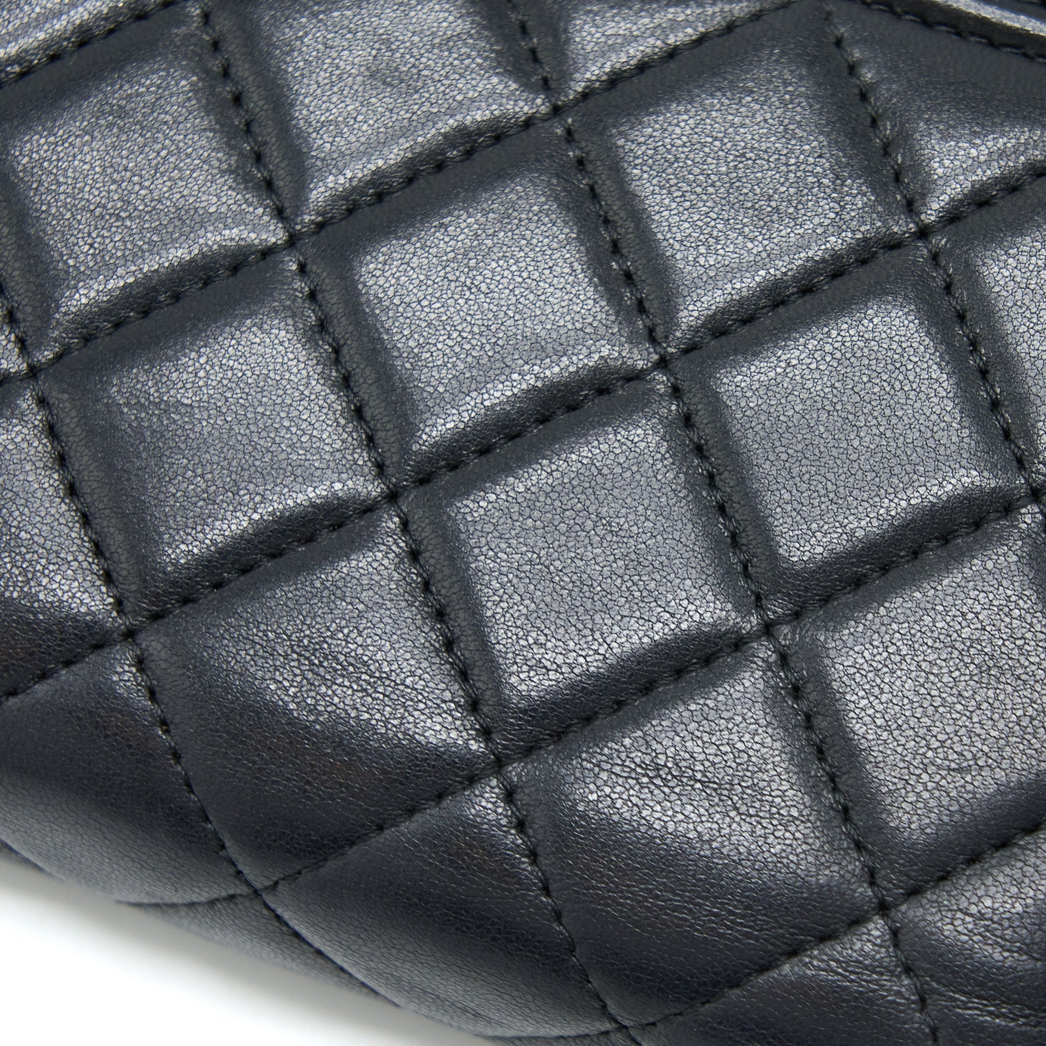 CHANEL BOY WALLET ON CHAIN LAMBSKIN BLACK SHW