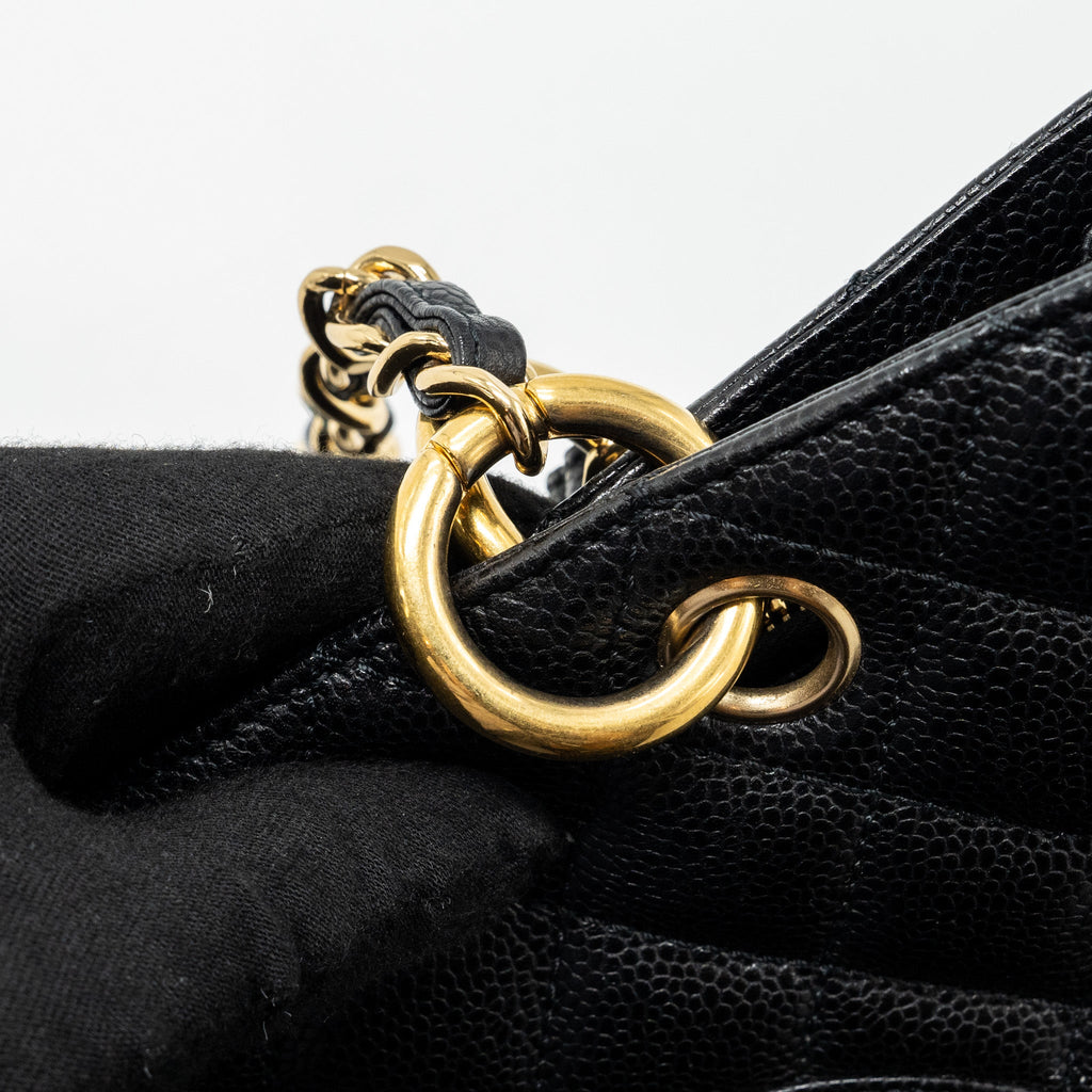CHANEL GRAND SHOPPING TOTE CAVIAR BLACK GHW