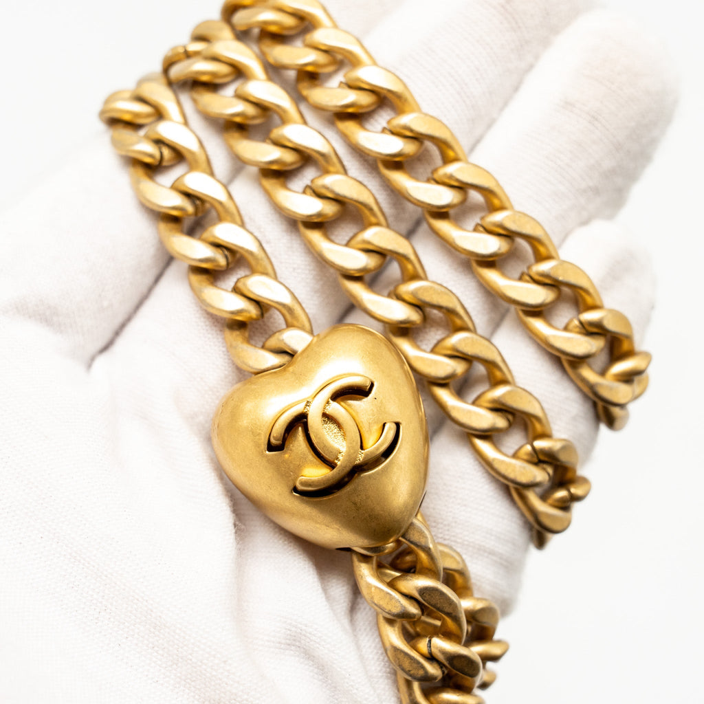 CHANEL 25C COCO LOVE ADJUSTABLE CHAIN SHINY LAMBSKIN BLACK GHW (MICROCHIP)