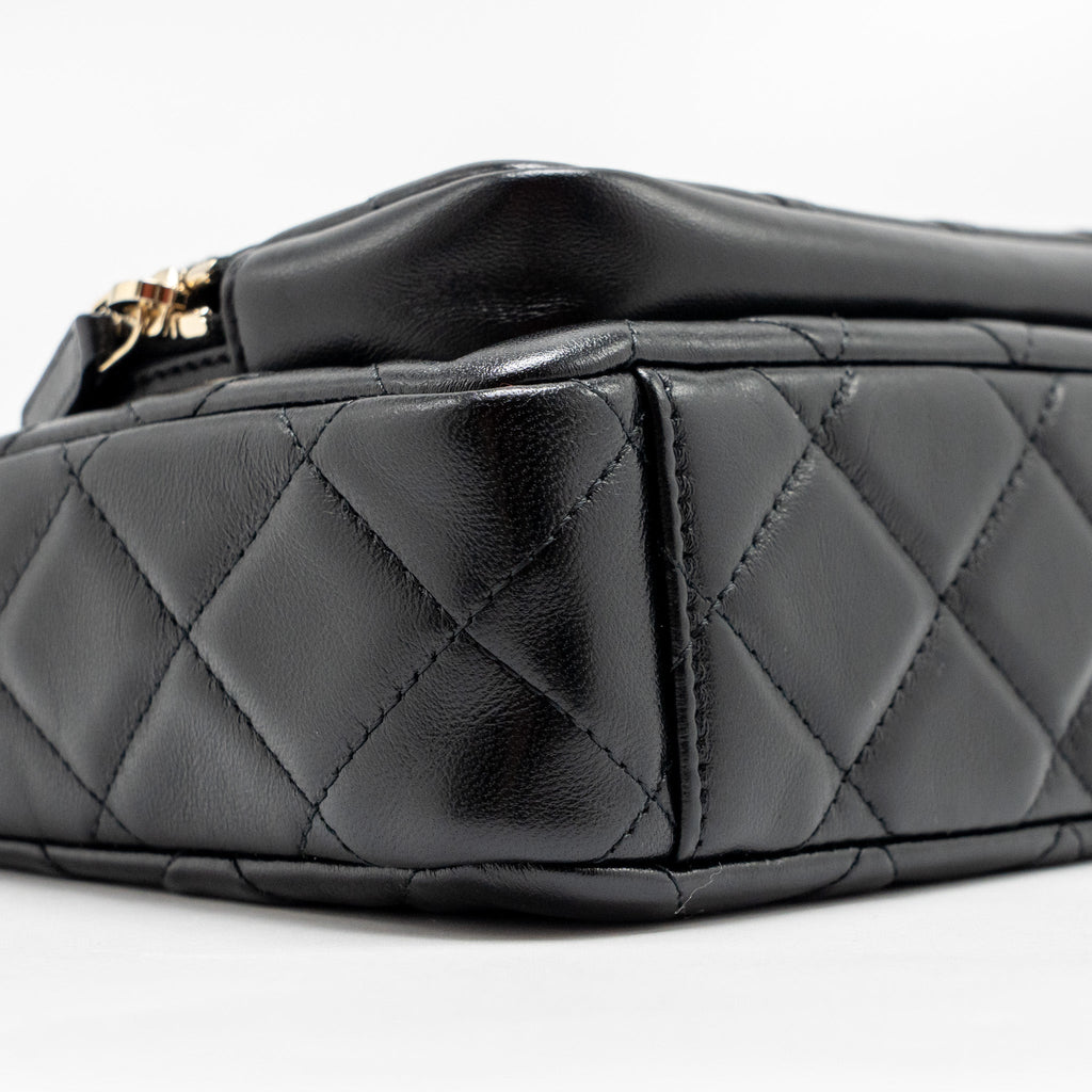 CHANEL 25C CAMERA BAG SHINY LAMBSKIN BLACK LGHW (MICROCHIP)
