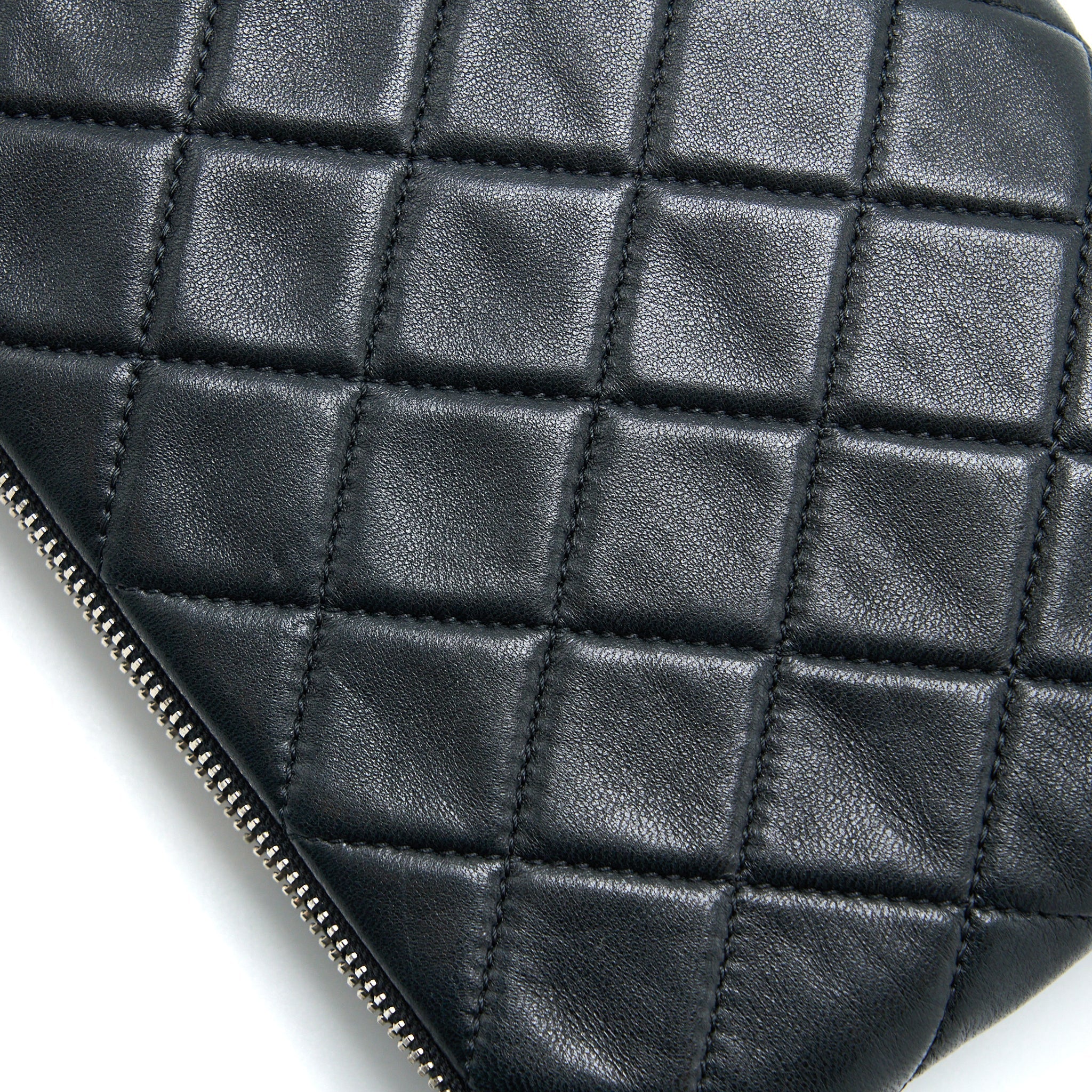 CHANEL 12A EVENING BAG LAMBSKIN BLACK/GOLD SHW