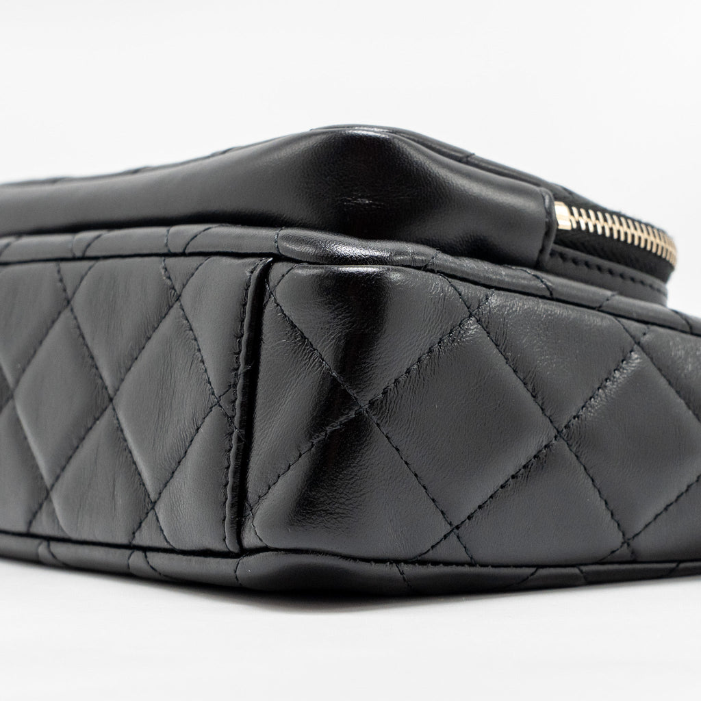 CHANEL 25C CAMERA BAG SHINY LAMBSKIN BLACK LGHW (MICROCHIP)