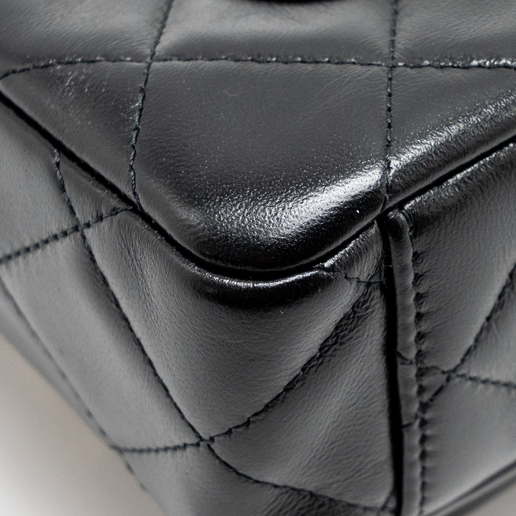 CHANEL 25C CAMERA BAG SHINY LAMBSKIN BLACK LGHW (MICROCHIP)