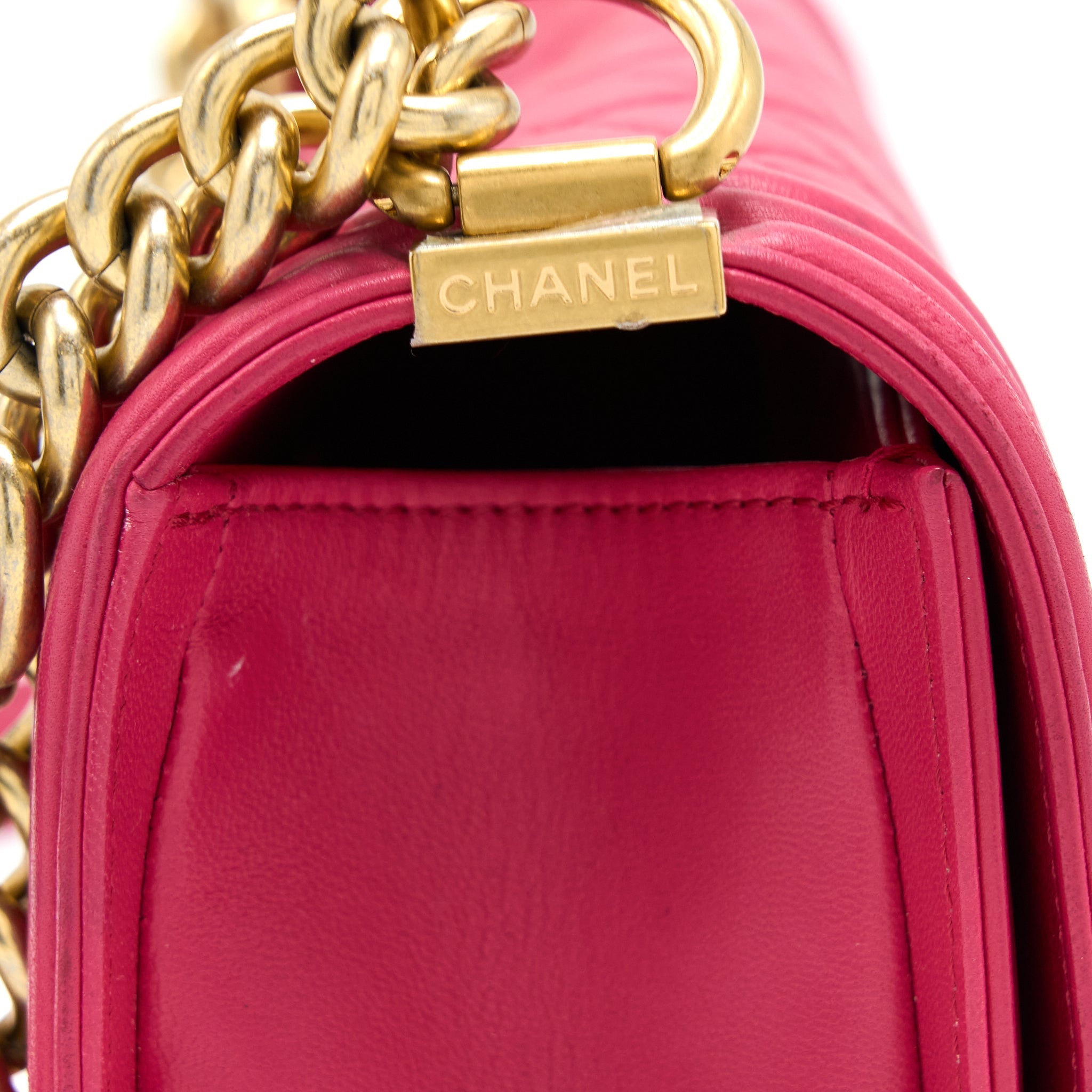 CHANEL MEDIUM BOY BAG LAMBSKIN PINK GHW