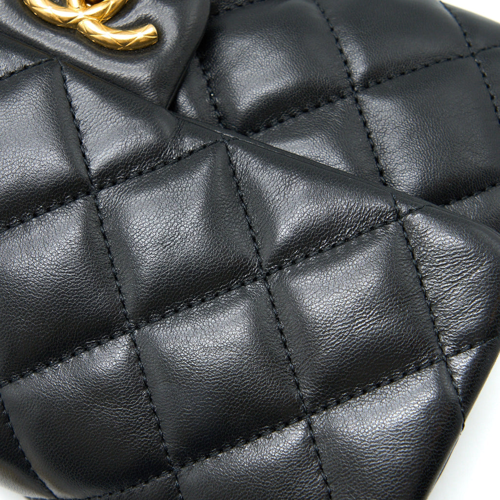 CHANEL 22K GOLD PILLAR ADJUSTABLE CHAIN FLAP BAG LAMBSKIN BLACK BRUSHED GHW (MICROCHIP)