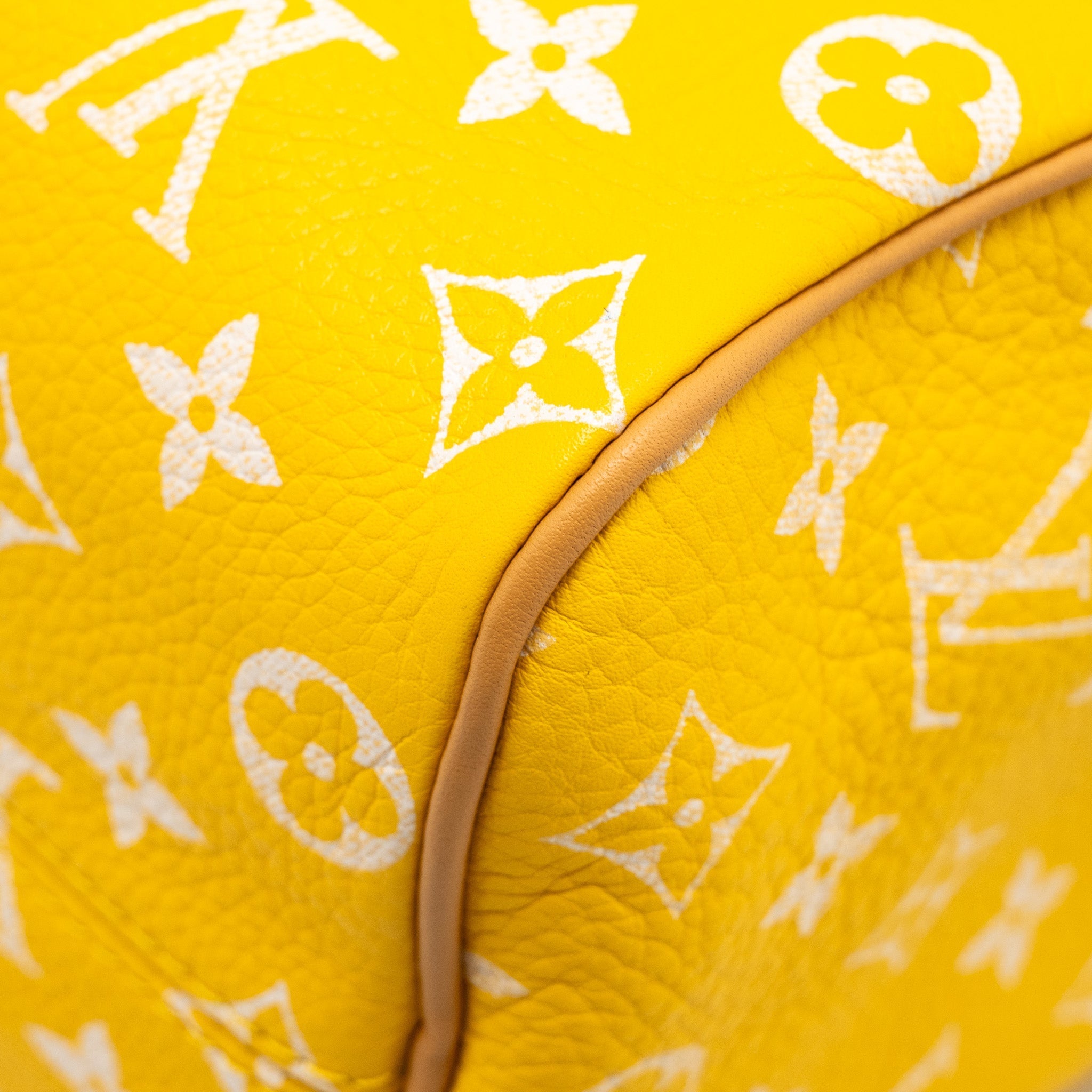 LOUIS VUITTON SPEEDY P9 BANDOULIÈRE 25 MONOGRAM SOFT CALFSKIN JAUNE MAT GHW
