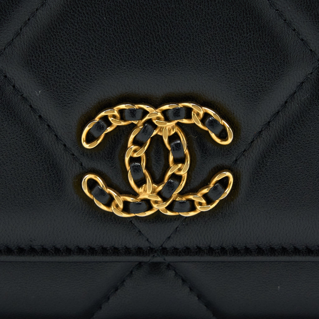 CHANEL 19 WALLET ON CHAIN LAMBSKIN BLACK MULTICOLOUR HARDWARE (MICROCHIP)