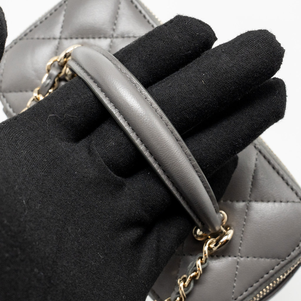CHANEL TOP HANDLE LONG VANITY WITH CHAIN LAMBSKIN GREY LGHW (MICROCHIP)