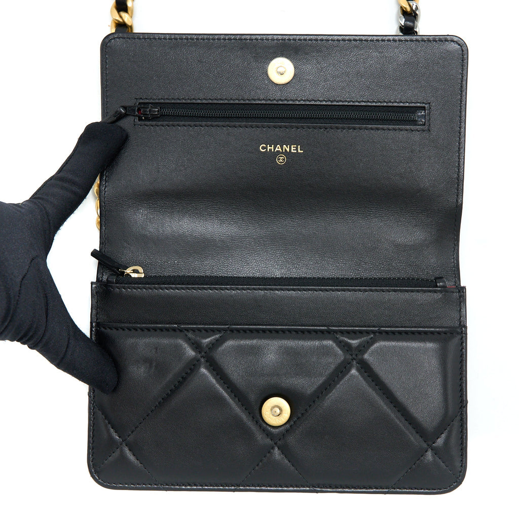 CHANEL 19 WALLET ON CHAIN LAMBSKIN BLACK MULTICOLOUR HARDWARE (MICROCHIP)