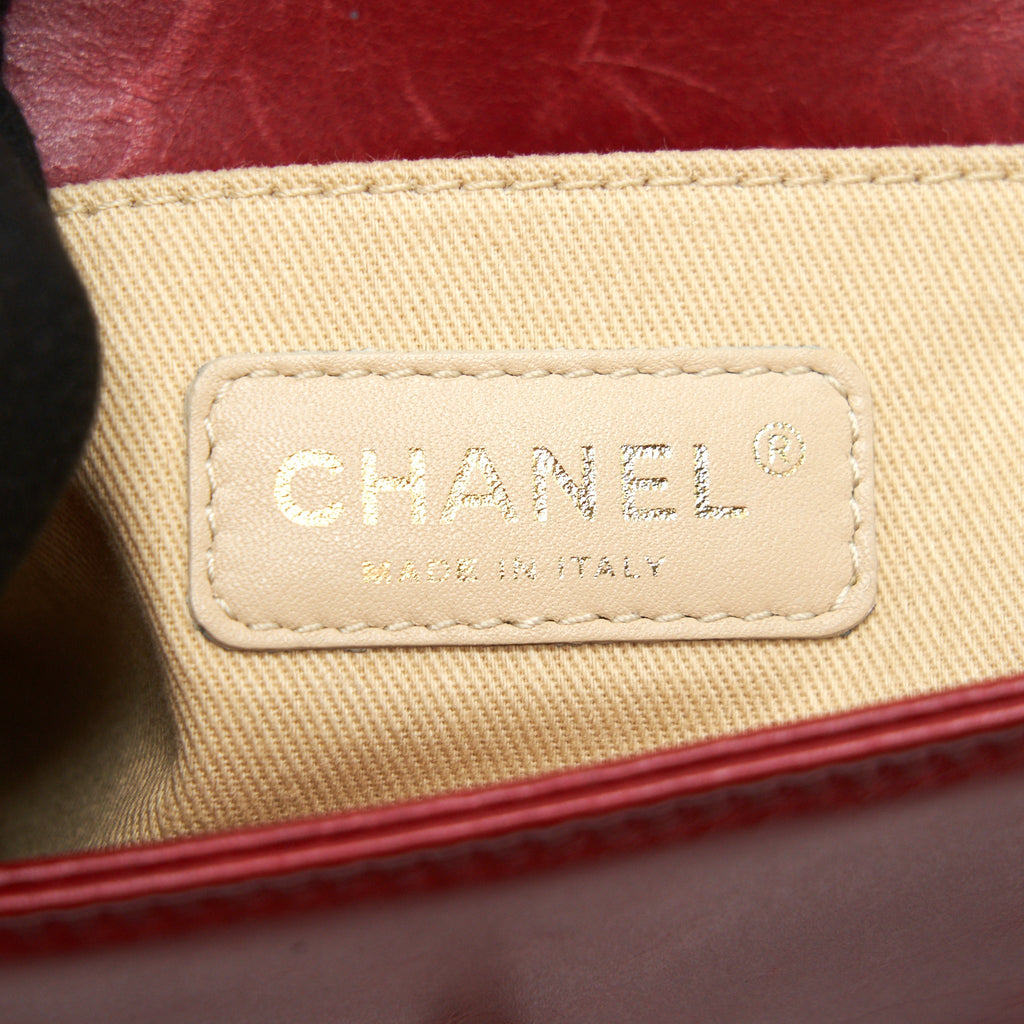 CHANEL GLAZED CALFSKIN SMALL LE BOY BAG IN RED GHW