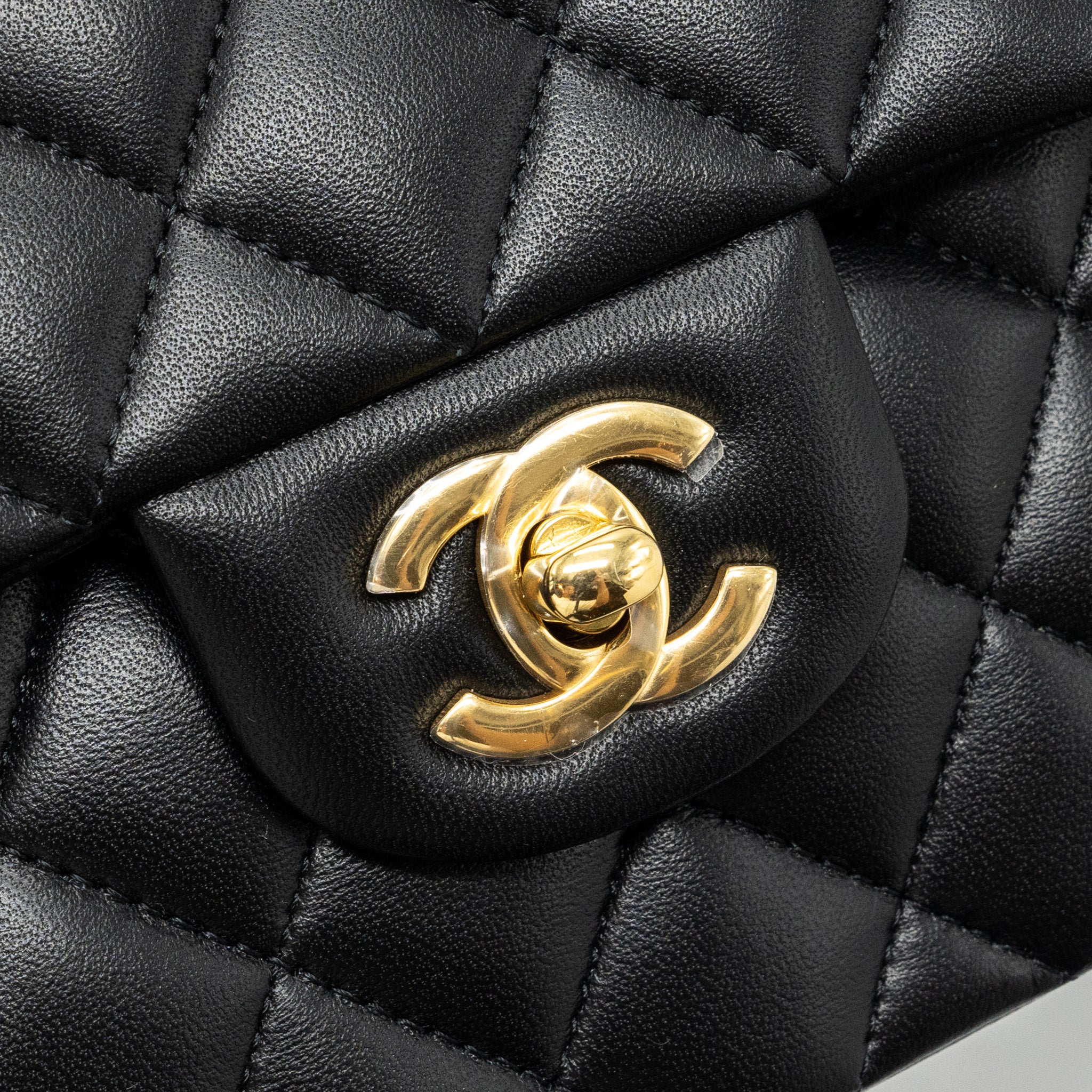 CHANEL SMALL CLASSIC DOUBLE FLAP LAMBSKIN BLACK GHW (MICROCHIP)