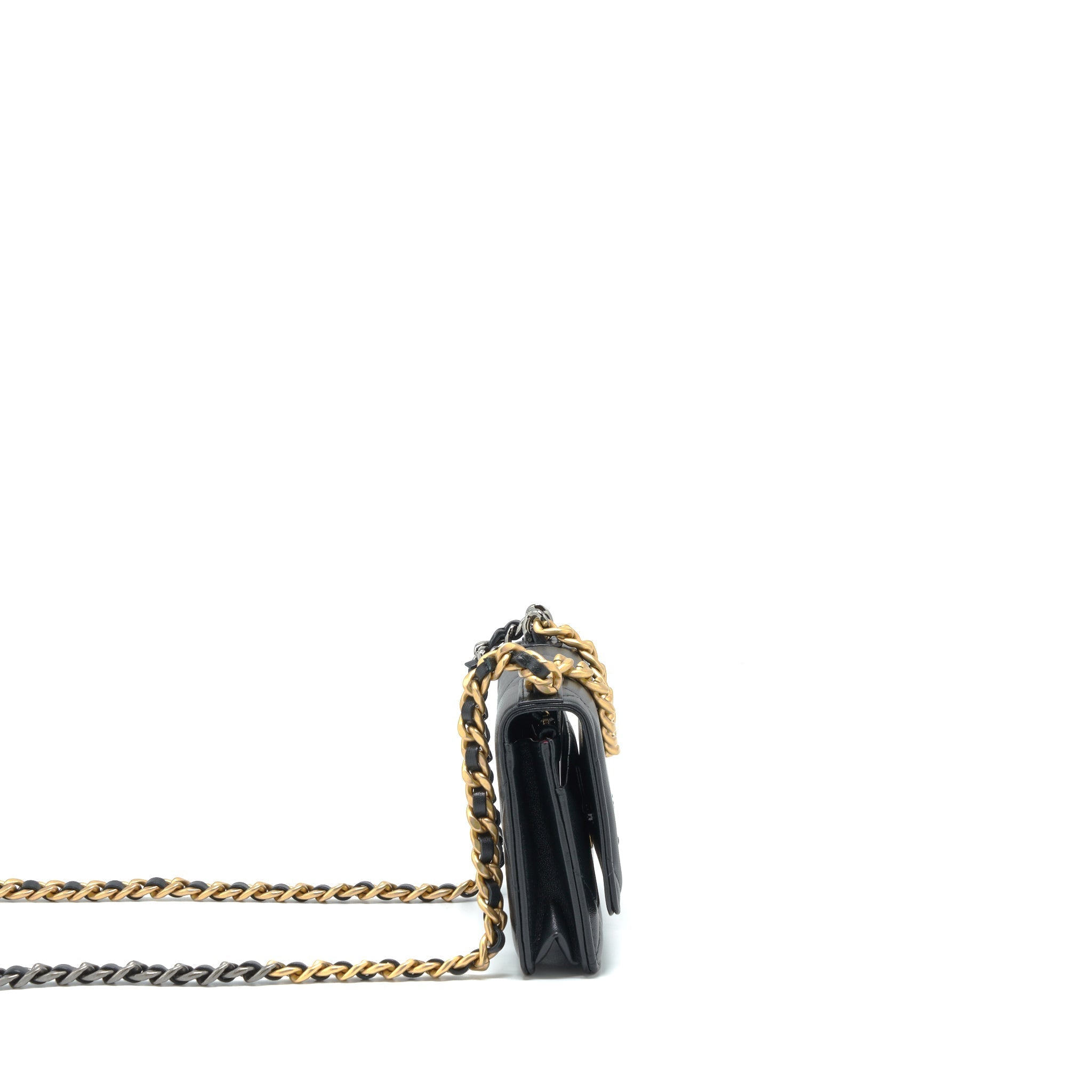 CHANEL 19 WALLET ON CHAIN LAMBSKIN BLACK WITH MULTICOLOUR HARDWARE (MICROCHIP)