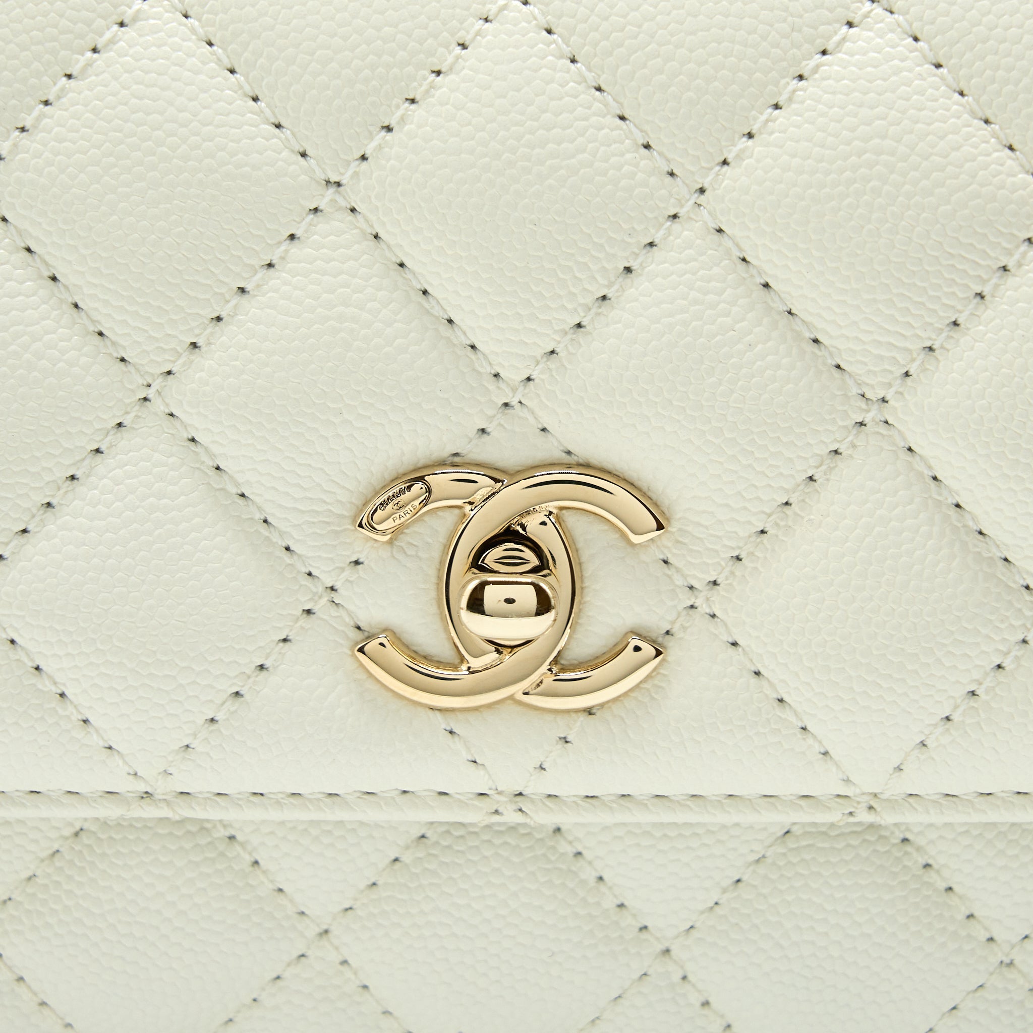 CHANEL SMALL COCO HANDLE CAVIAR WHITE LGHW (MICROCHIP)