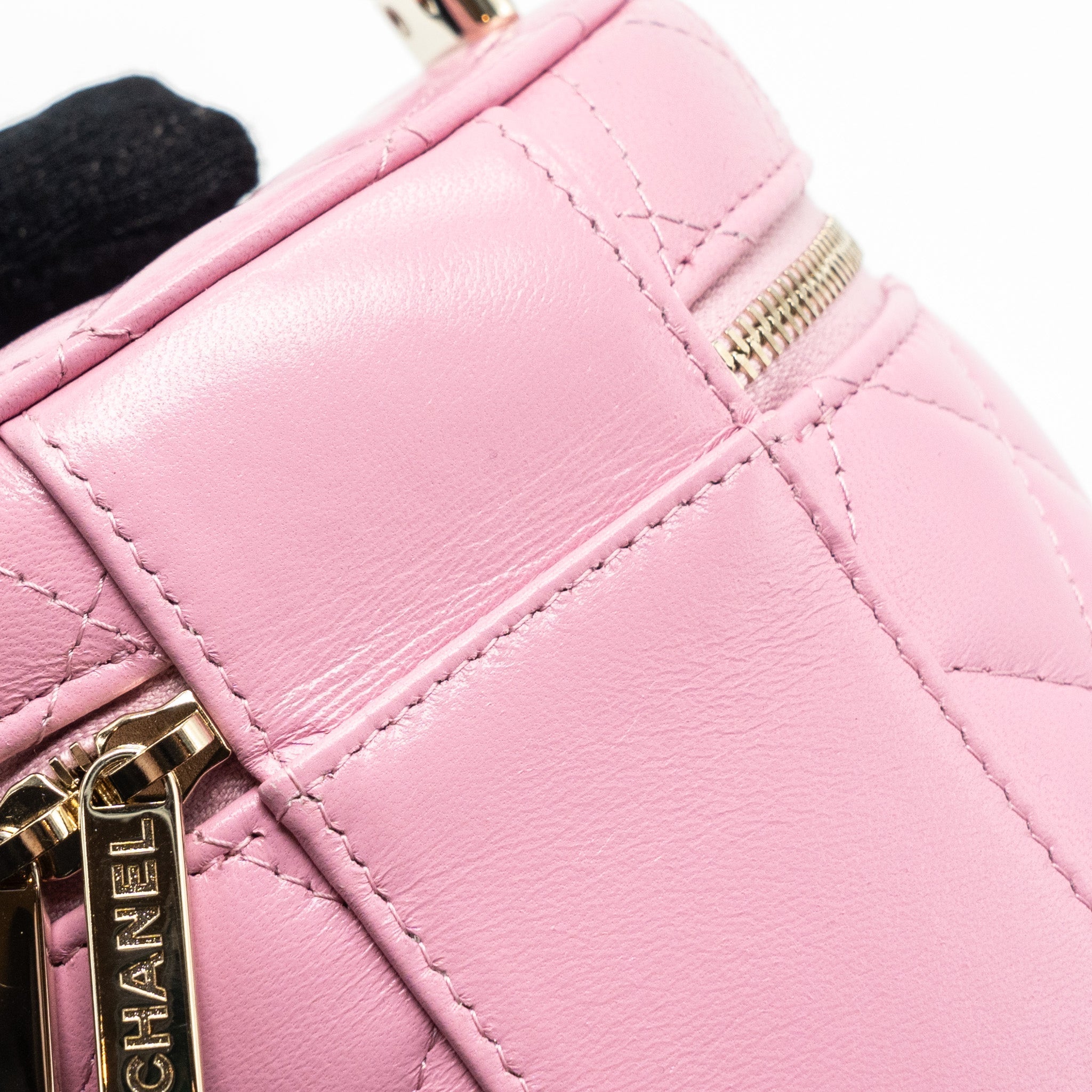 CHANEL TOP HANDLE ROUND VANITY CASE LAMBSKIN PINK LGHW