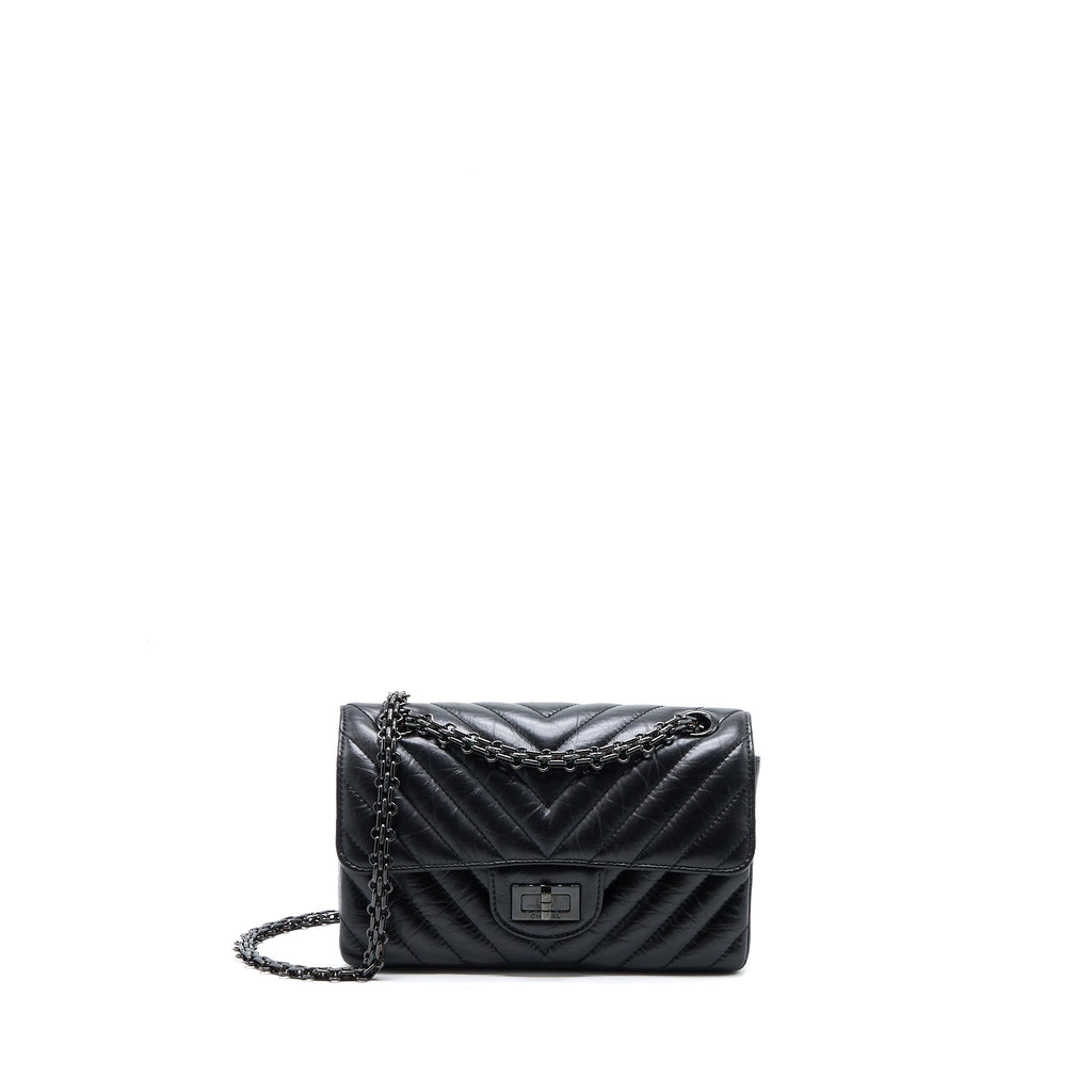 CHANEL MINI REISSUE 2.55 FLAP BAG CHEVRON AGED CALFSKIN SO BLACK