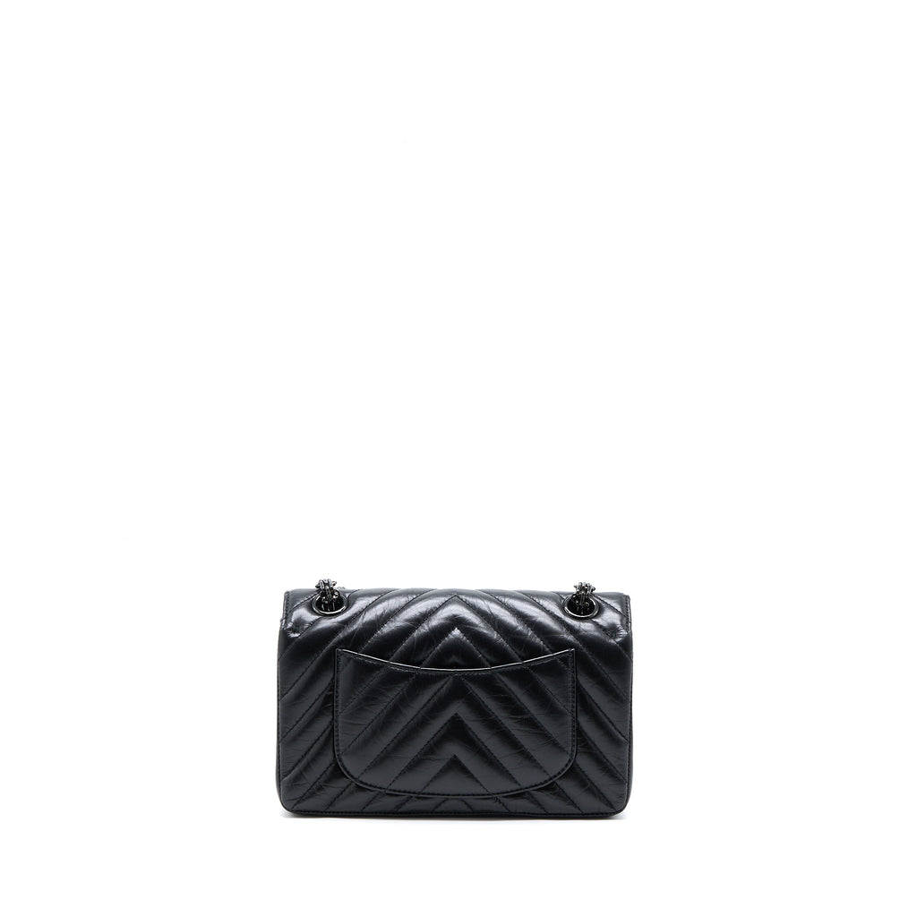 CHANEL MINI REISSUE 2.55 FLAP BAG CHEVRON AGED CALFSKIN SO BLACK