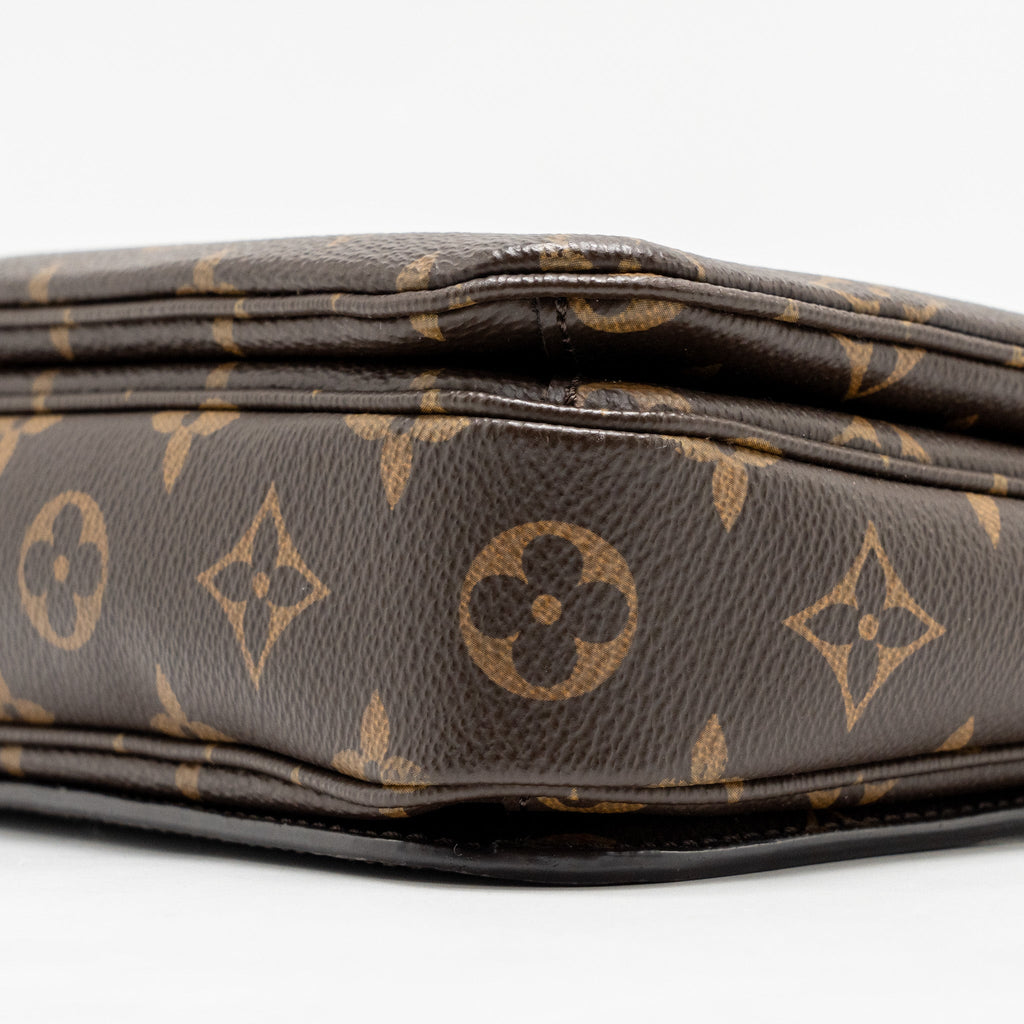 LOUIS VUITTON POCHETTE MÉTIS MONOGRAM CANVAS GHW