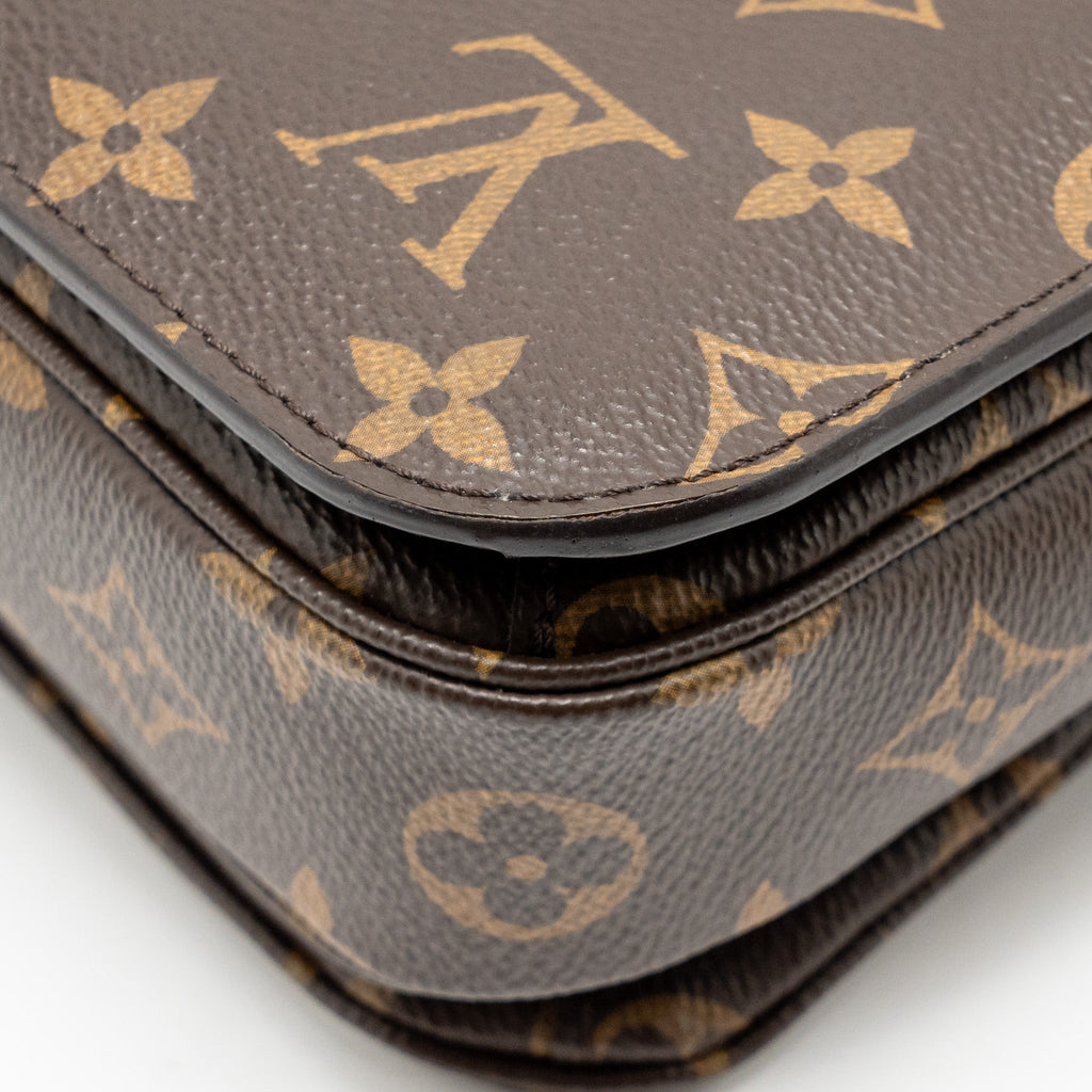 LOUIS VUITTON POCHETTE MÉTIS MONOGRAM CANVAS GHW