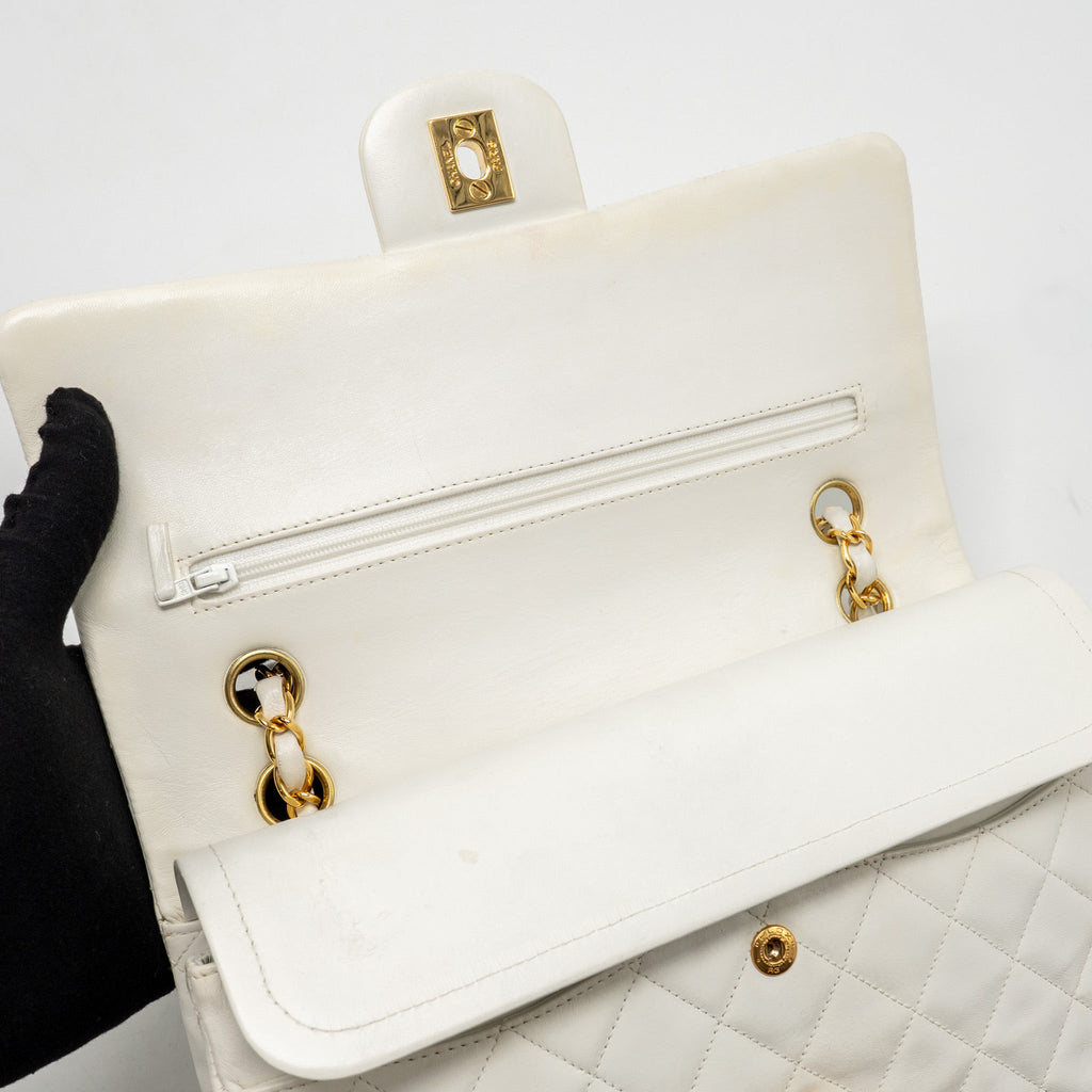 CHANEL VINTAGE MEDIUM CLASSIC DOUBLE FLAP BAG WHITE LAMBSKIN GHW