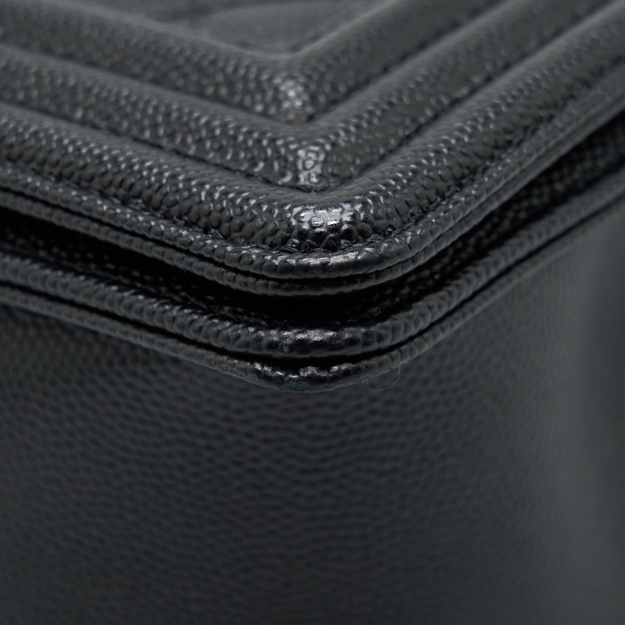 CHANEL MEDIUM BOY BAG CAVIAR BLACK WITH RUTHENIUM SLIVER HARDWARE