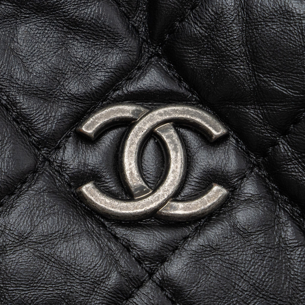 CHANEL SMALL GABRIELLE BACKPACK AGED CALFSKIN BLACK MULTICOLOUR HARDWARE