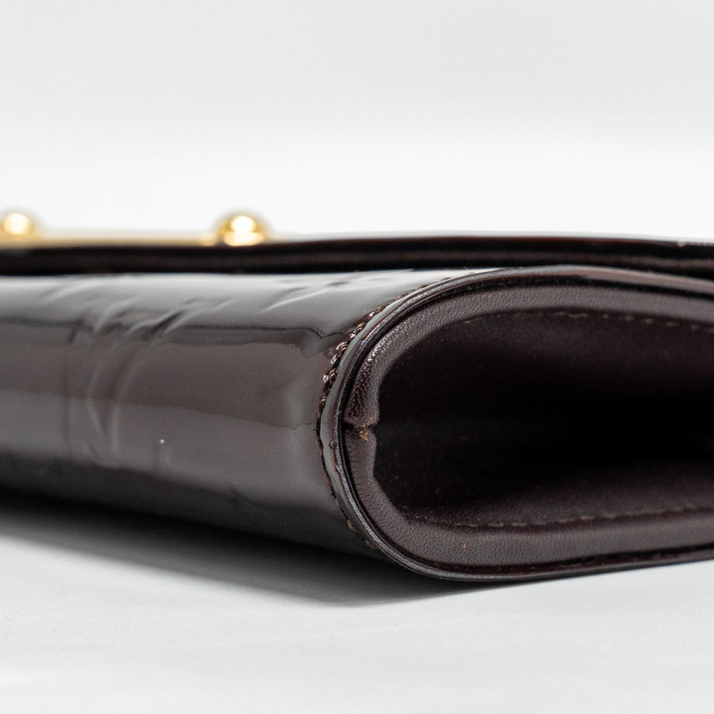 LOUIS VUITTON SUNSET BOULEVARD CLUTCH MONOGRAM VERNIS AMARANTE GHW