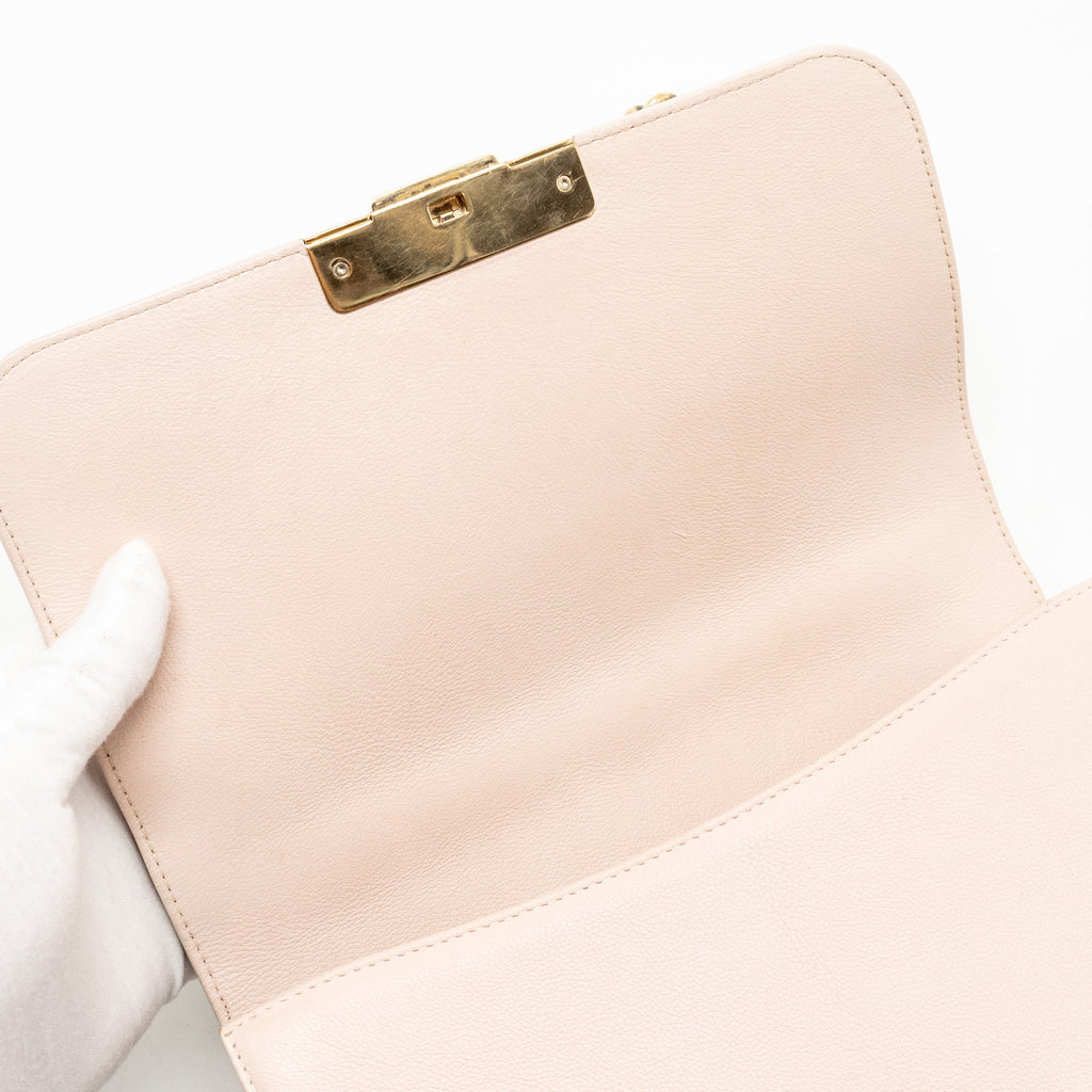 CHANEL 17C CLICK LABEL SHOULDER BAG CALFSKIN LIGHT PINK LGHW