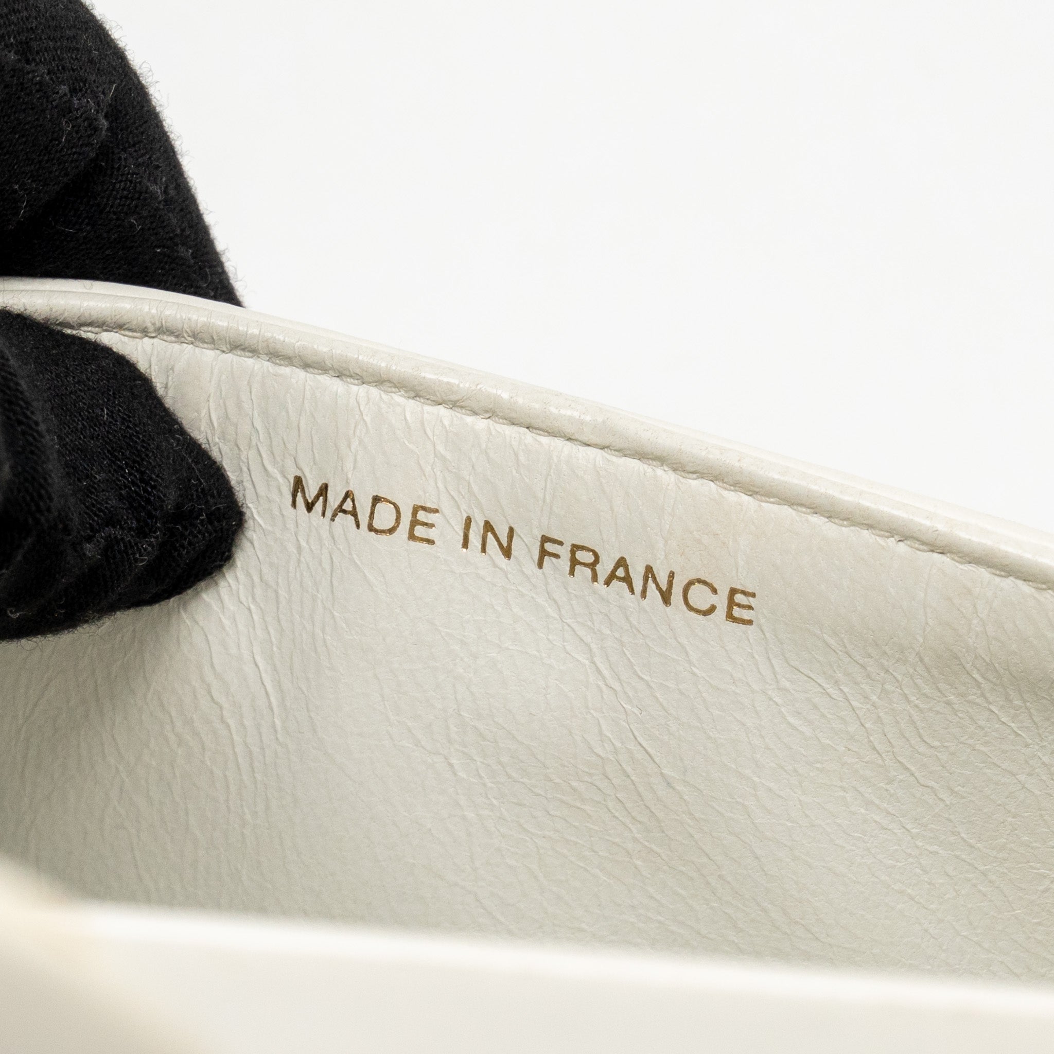 CHANEL VINTAGE MEDIUM CLASSIC DOUBLE FLAP BAG WHITE LAMBSKIN GHW