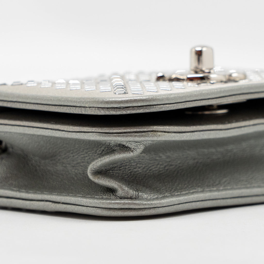 CHANEL 22A MINI STUDDED CHAIN BELT BAG WITH CRYSTAL METALLIC LAMBSKIN SILVER SHW (MICROCHIP)