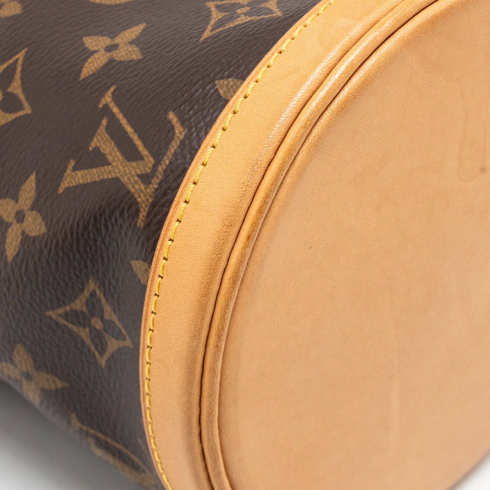 LOUIS VUITTON DUFFLE BAG MONOGRAM CANVAS GHW