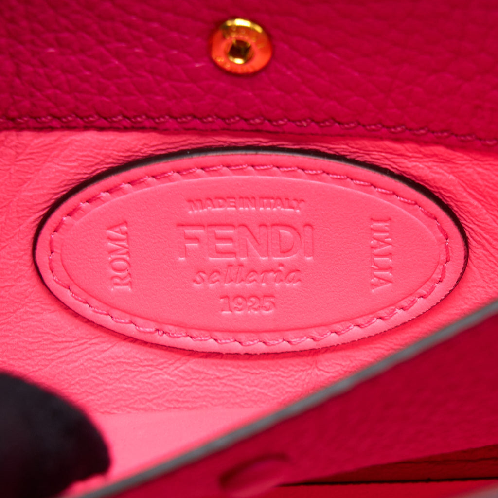 FENDI BAGUETTE BAG CALFSKIN PINK GHW