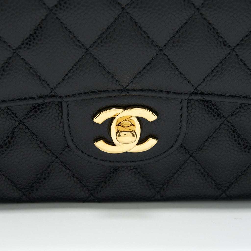 CHANEL MEDIUM CLASSIC FLAP BAG CAVIAR BLACK GHW