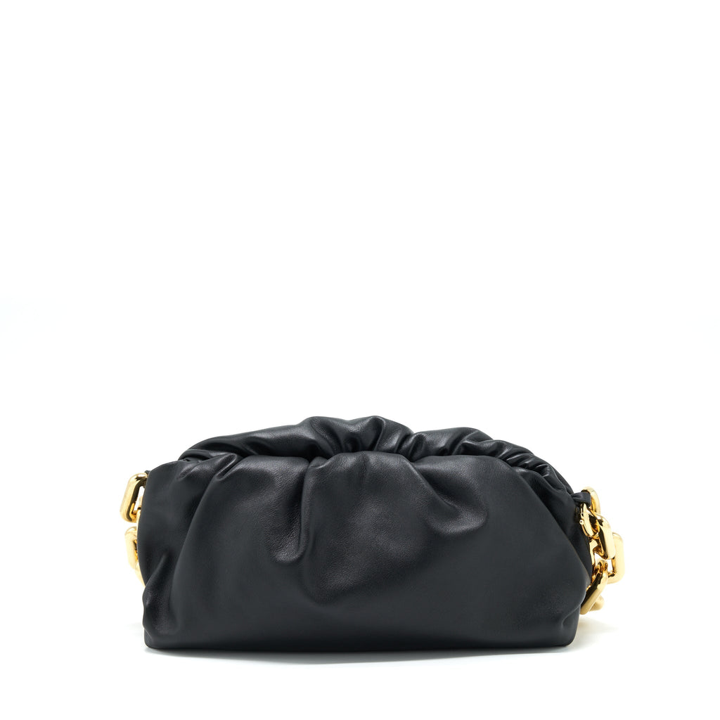 BOTTEGA VENETA CHAIN POUCH CALFSKIN BLACK GHW