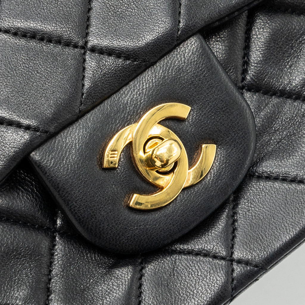 CHANEL VINTAGE SMALL CLASSIC DOUBLE FLAP BAG LAMBSKIN BLACK GHW