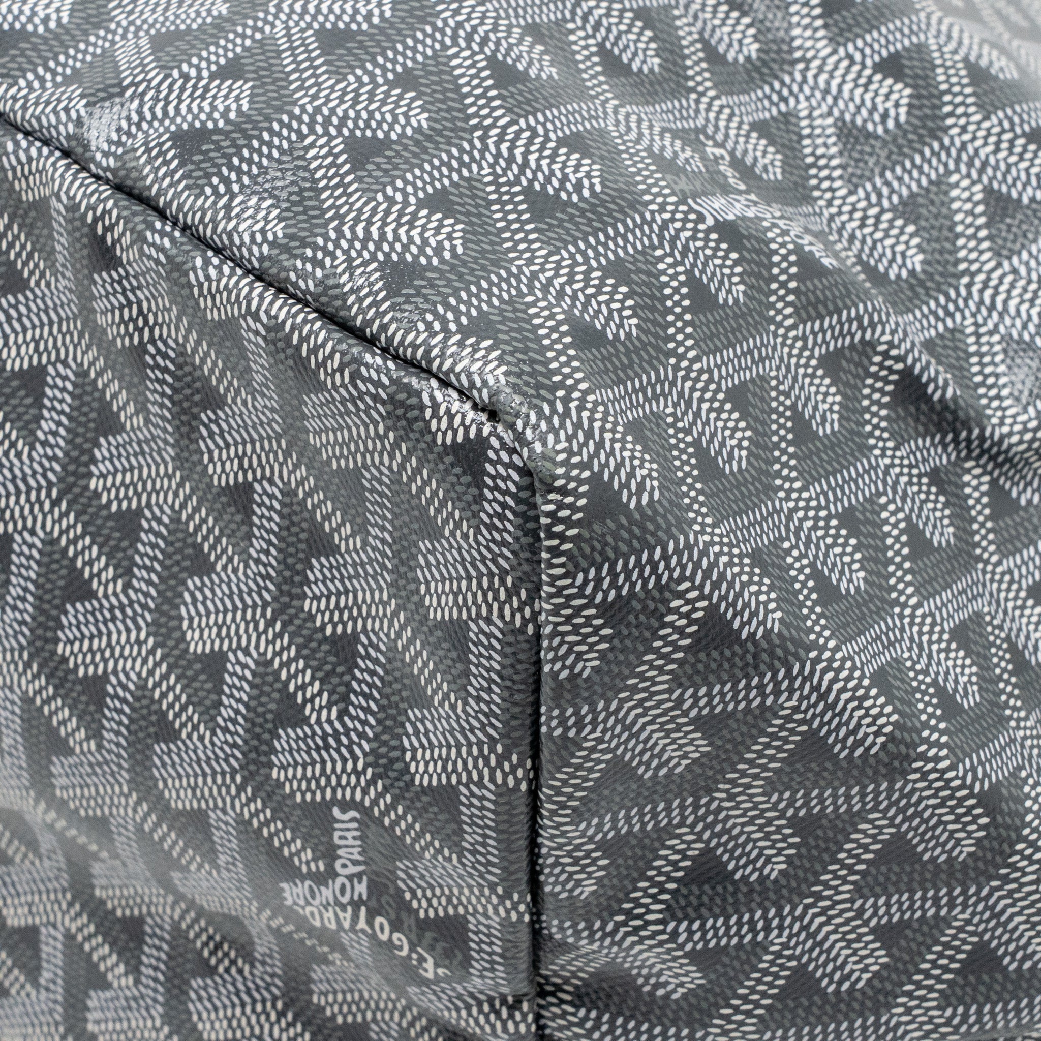 GOYARD SAINT LOUIS GM TOTE BAG GOYARDINE CANVAS / LEATHER GREY