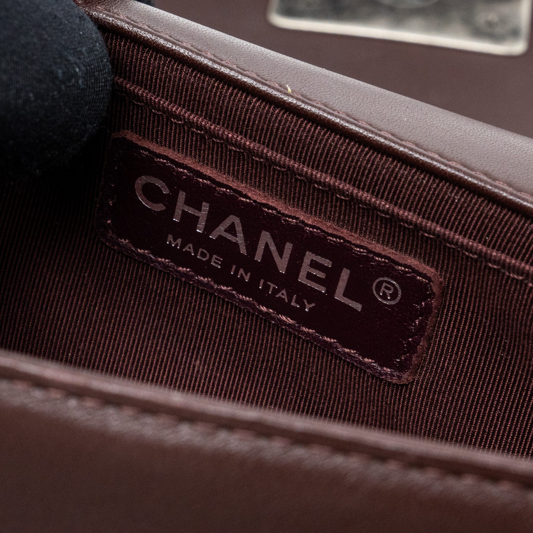CHANEL CHEVRON SMALL BOY BAG LAMBSKIN BURGUNDY RUTHENIUM HARDWARE