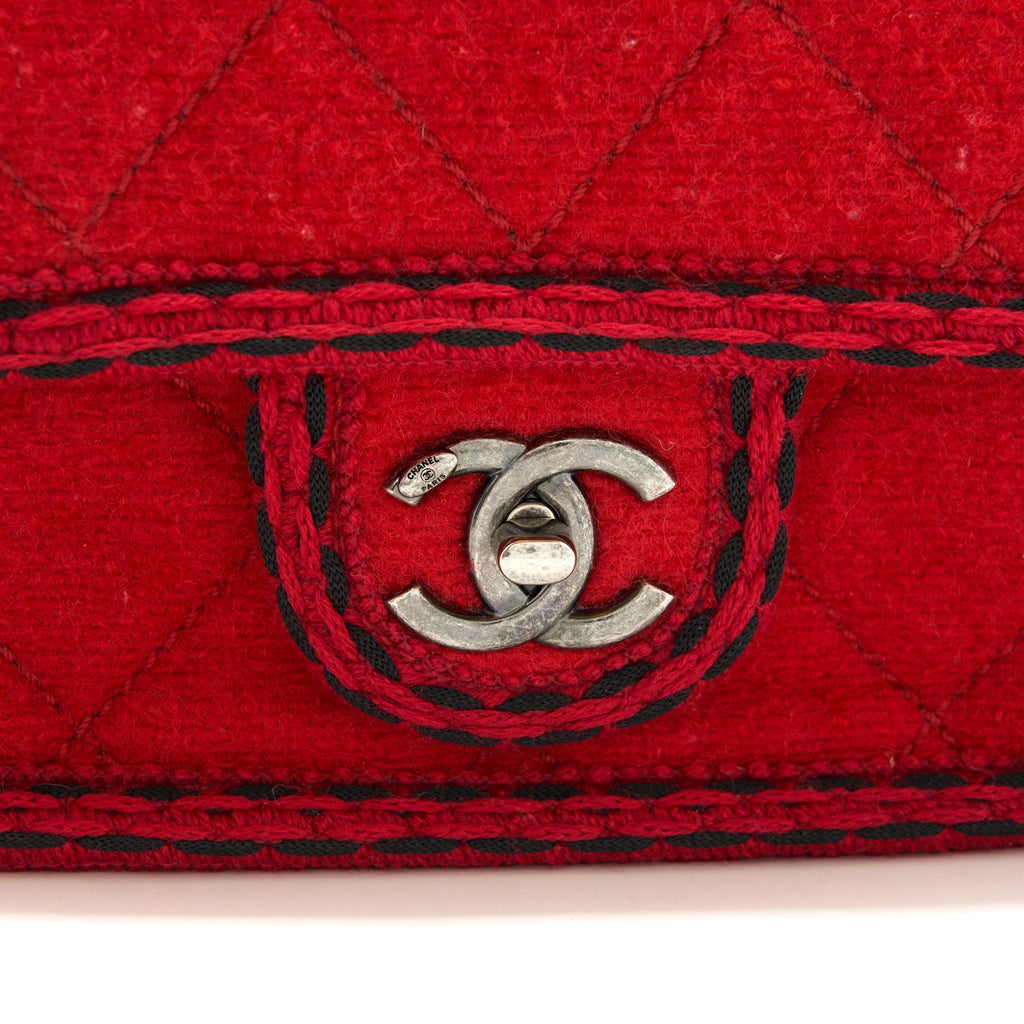 CHANEL FLAP BAG WOOL/FABRIC RED RUTHENIUM HARDWARE