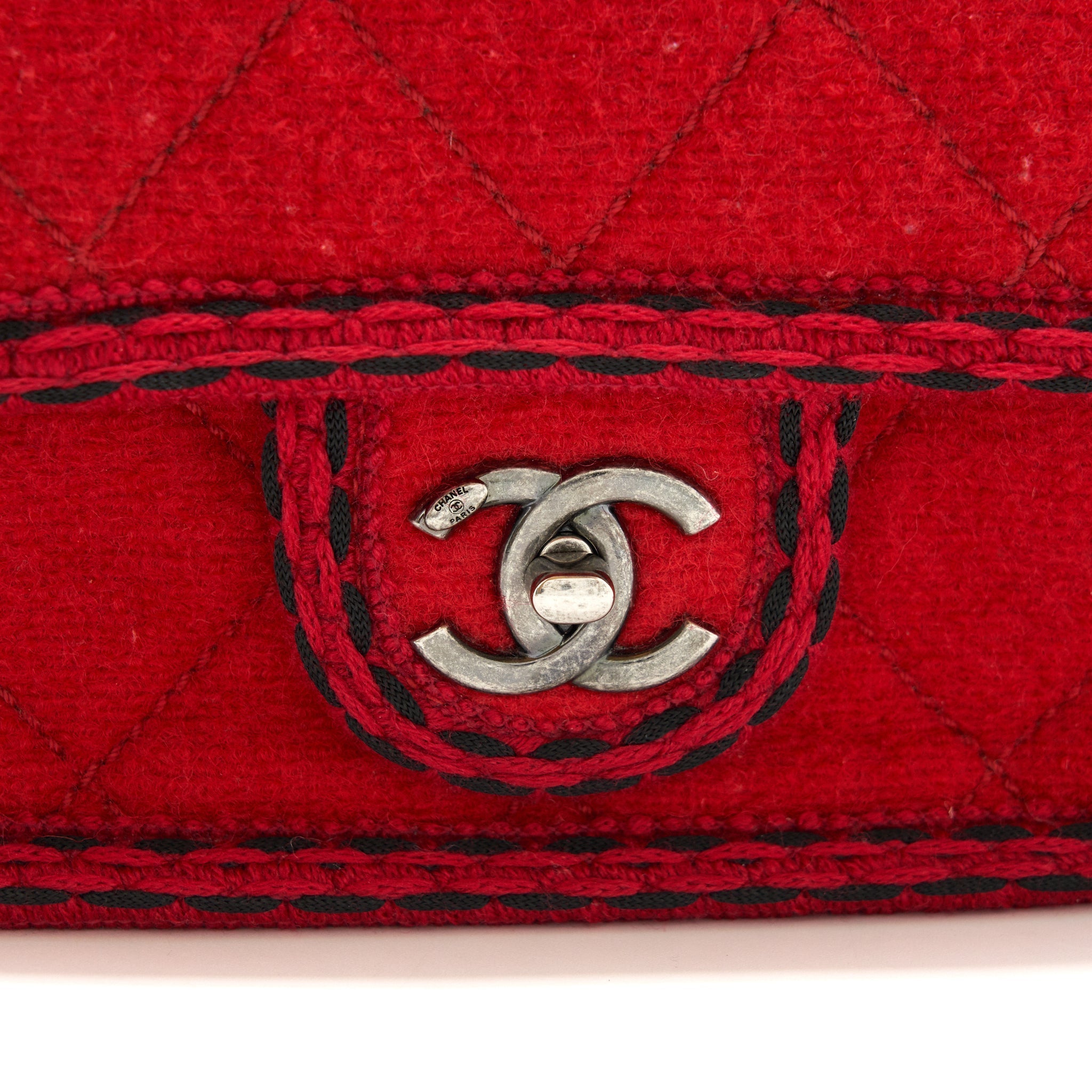CHANEL FLAP BAG WOOL/FABRIC RED RUTHENIUM HARDWARE