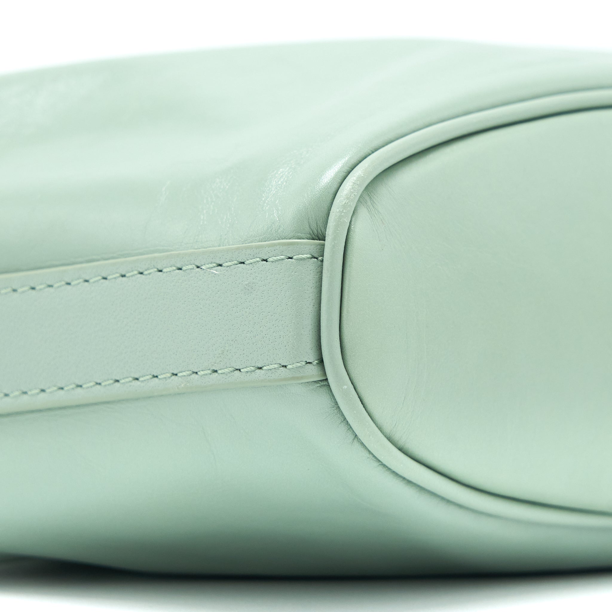 BOTTEGA VENETA HOBO BAG CALFSKIN LIGHT GREEN GHW