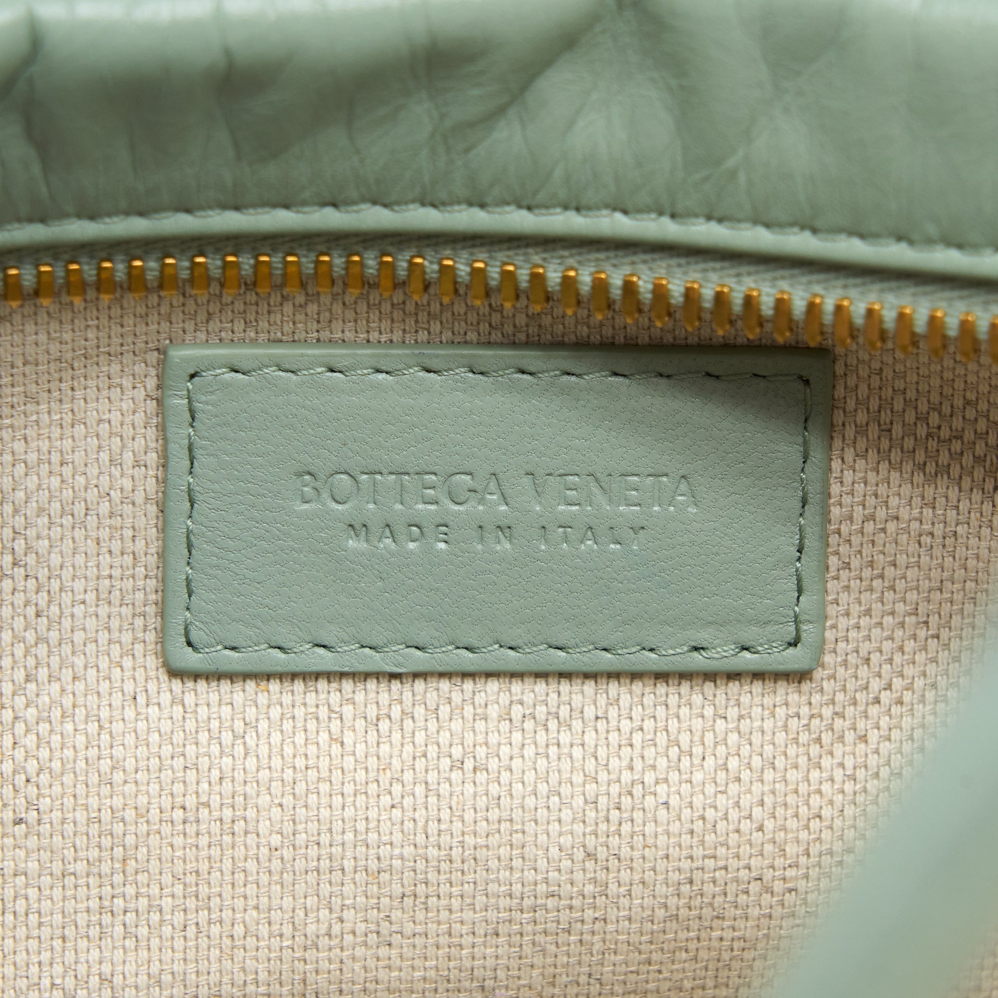 BOTTEGA VENETA HOBO BAG CALFSKIN LIGHT GREEN GHW