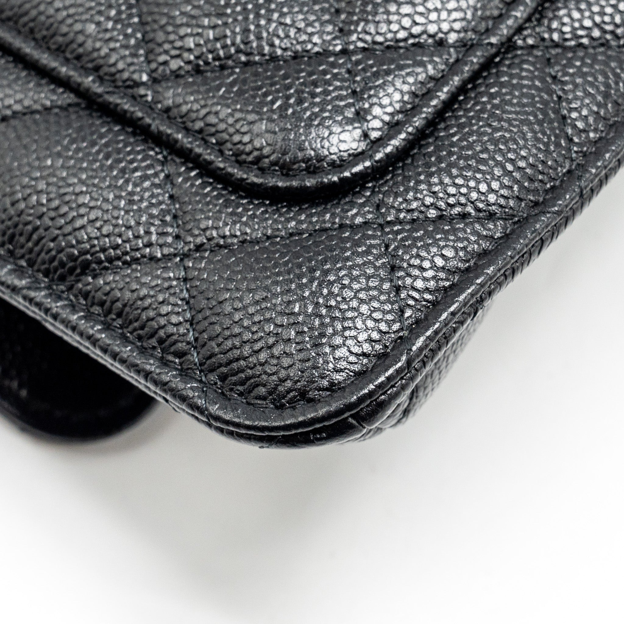 CHANEL CHAIN WALLET /FOLDABLE SHOPPING TOTE CAVIAR/JERSEY FABRIC BLACK/MULTICOLOUR LGHW