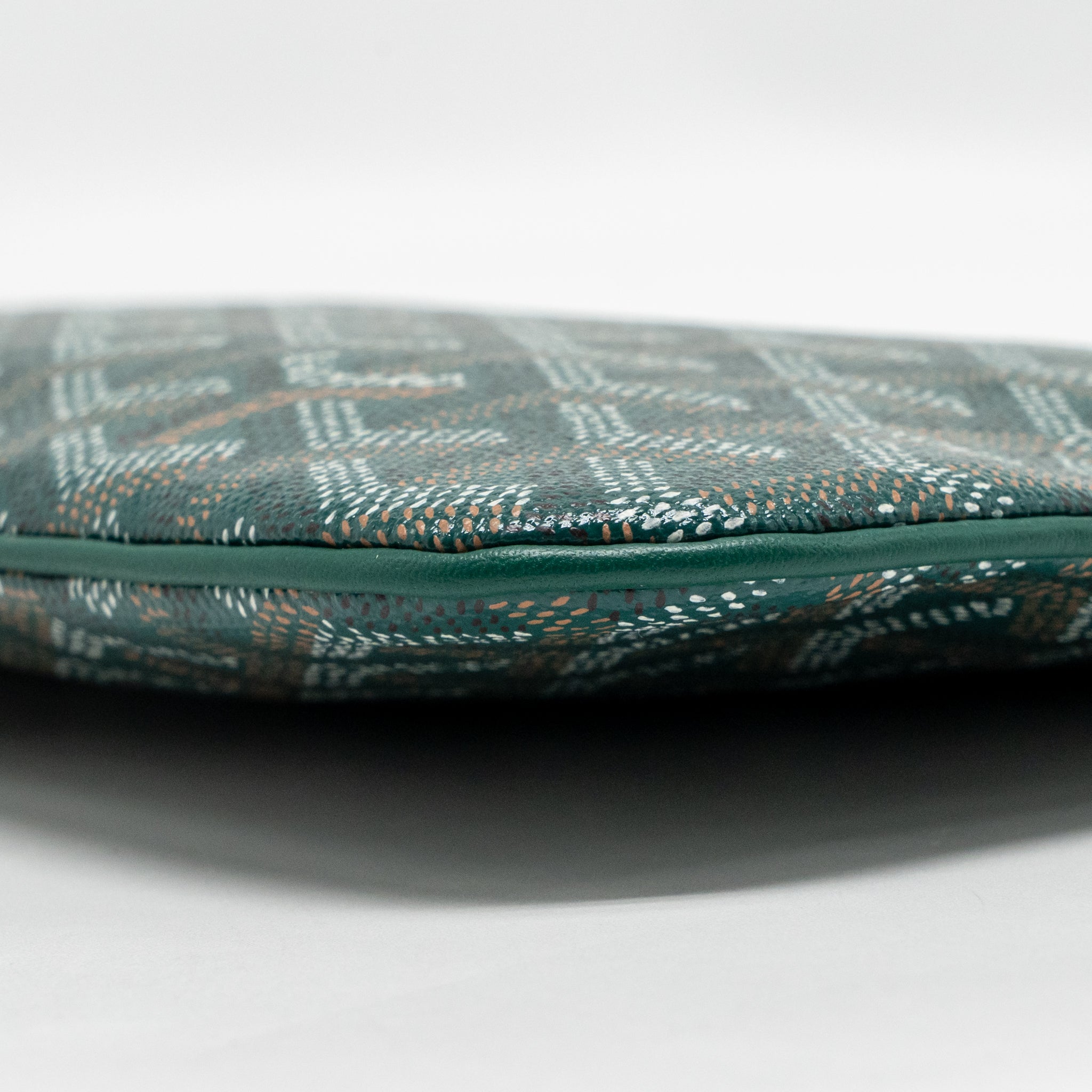 GOYARD SENAT MM POUCH GOYARDINE CANVAS GREEN SHW