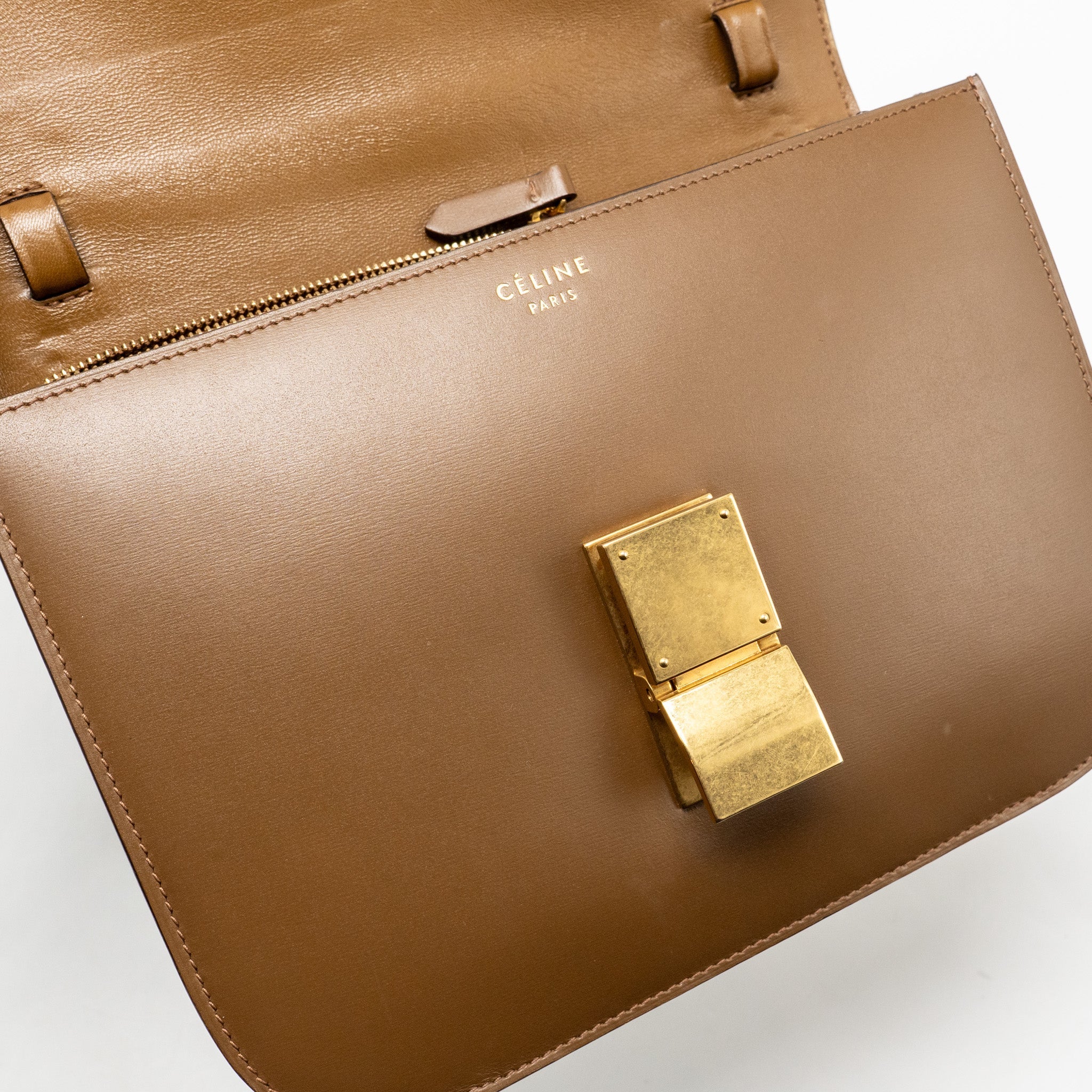 CELINE MEDIUM CLASSIC BOX BAG CALFSKIN CAMEL GHW