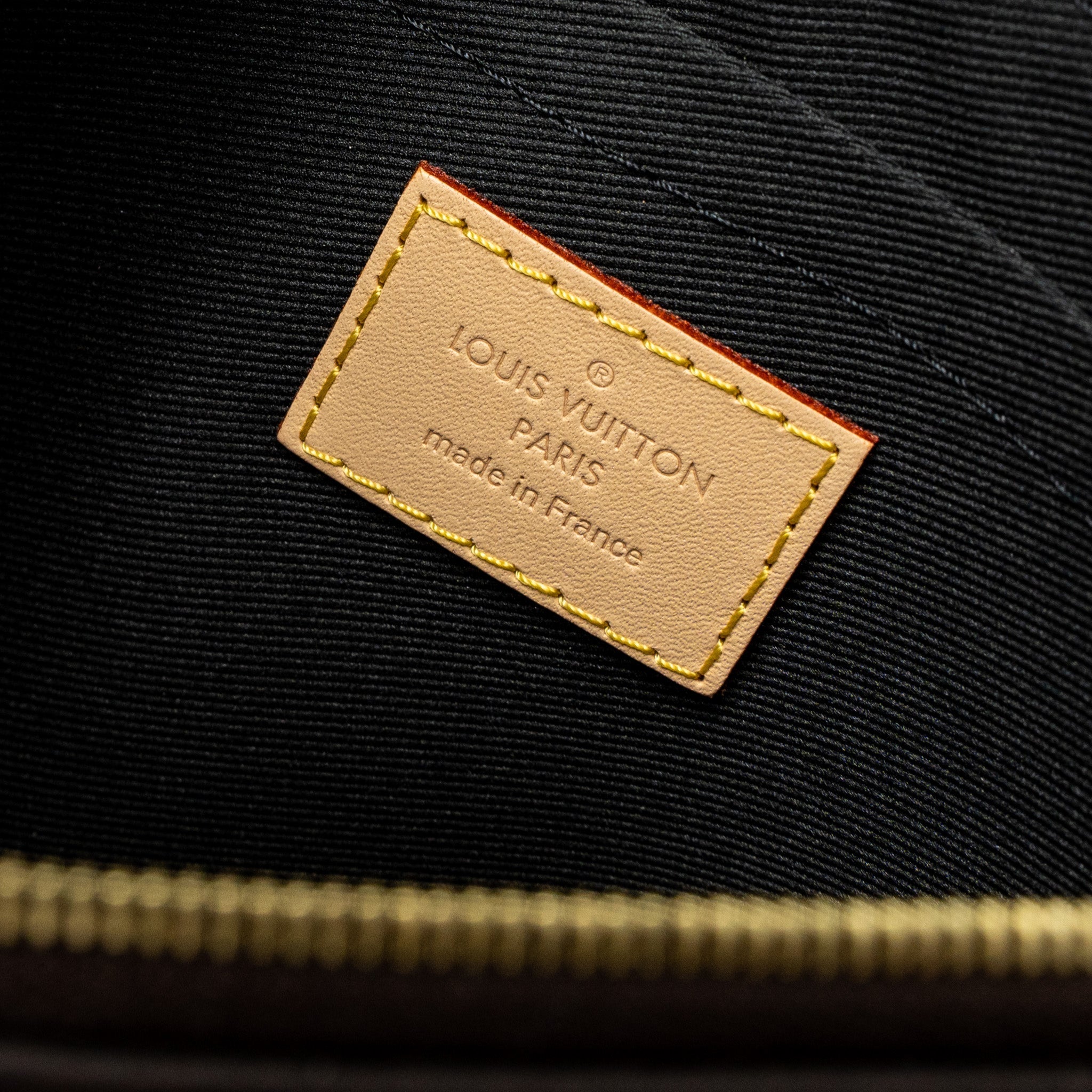 LOUIS VUITTON CARRY IT LIMITED EDITION MONOGRAM CANVAS GHW