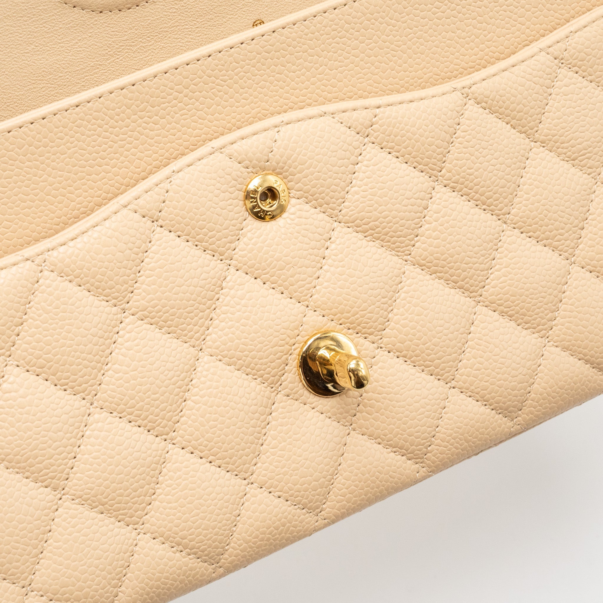 CHANEL MEDIUM CLASSIC DOUBLE FLAP BAG CAVIAR BEIGE GHW