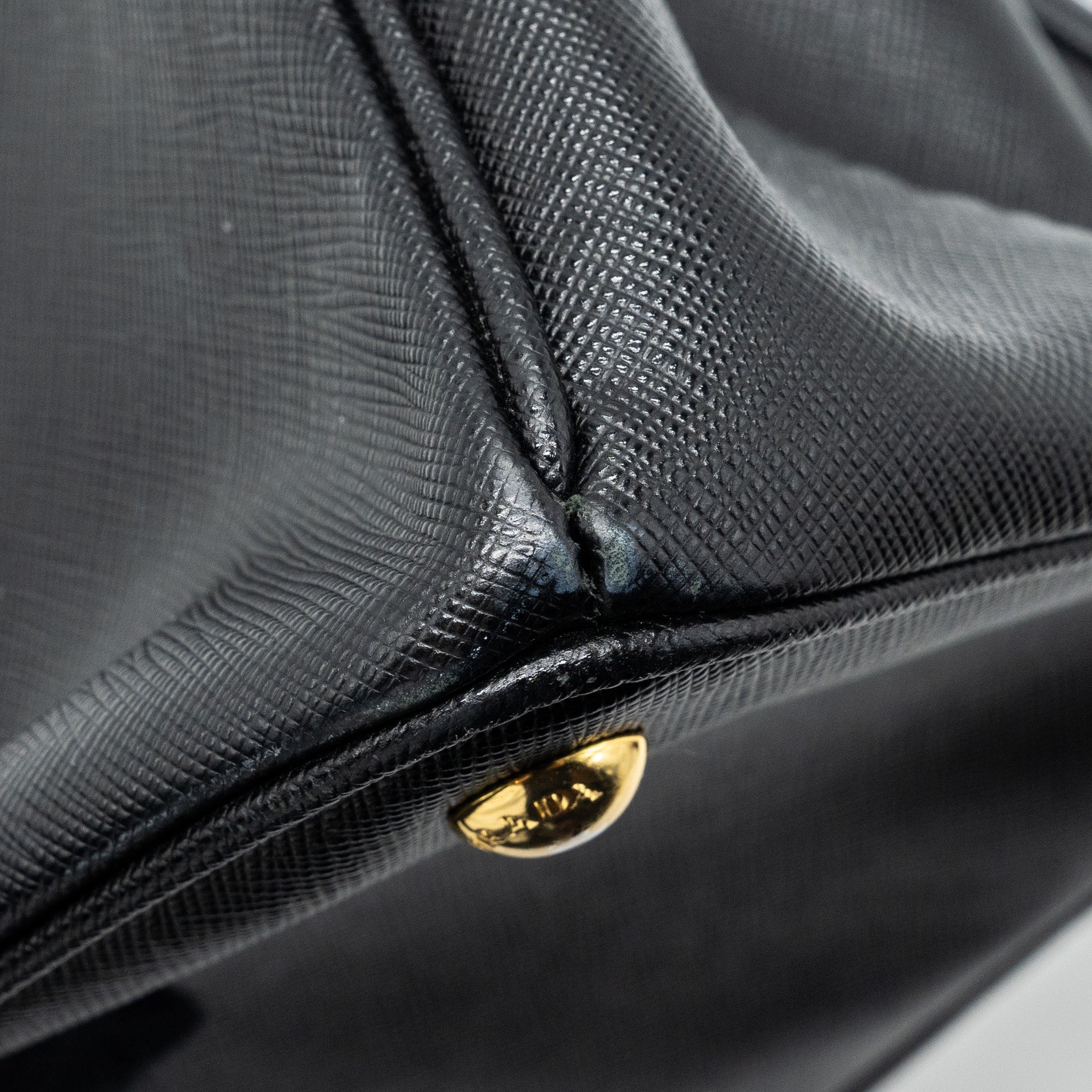 PRADA LARGE TOTE BAG SAFFIANO CALFSKIN BLACK GHW