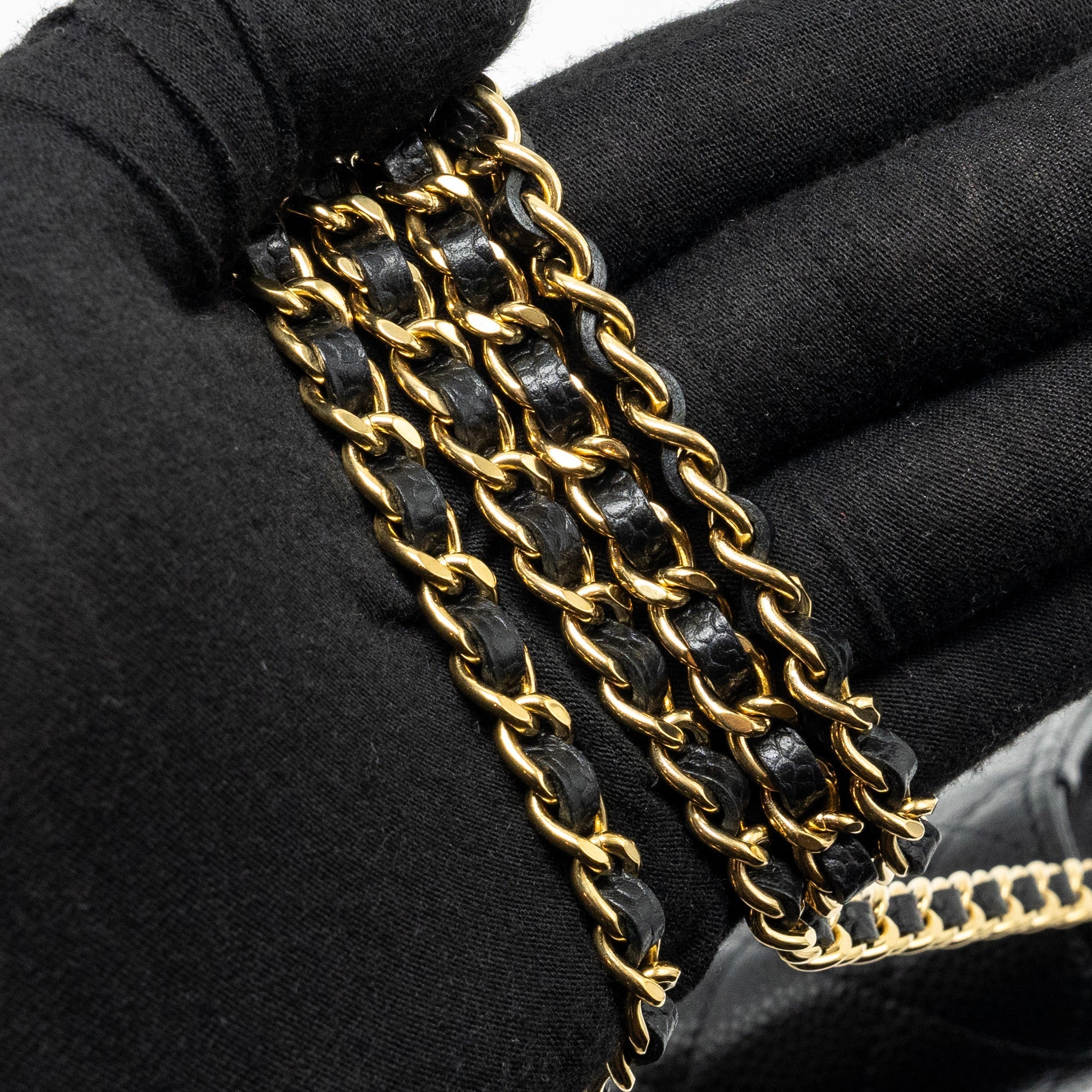 CHANEL CLASSIC WALLET ON CHAIN CAVIAR BLACK GHW (MICROCHIP)